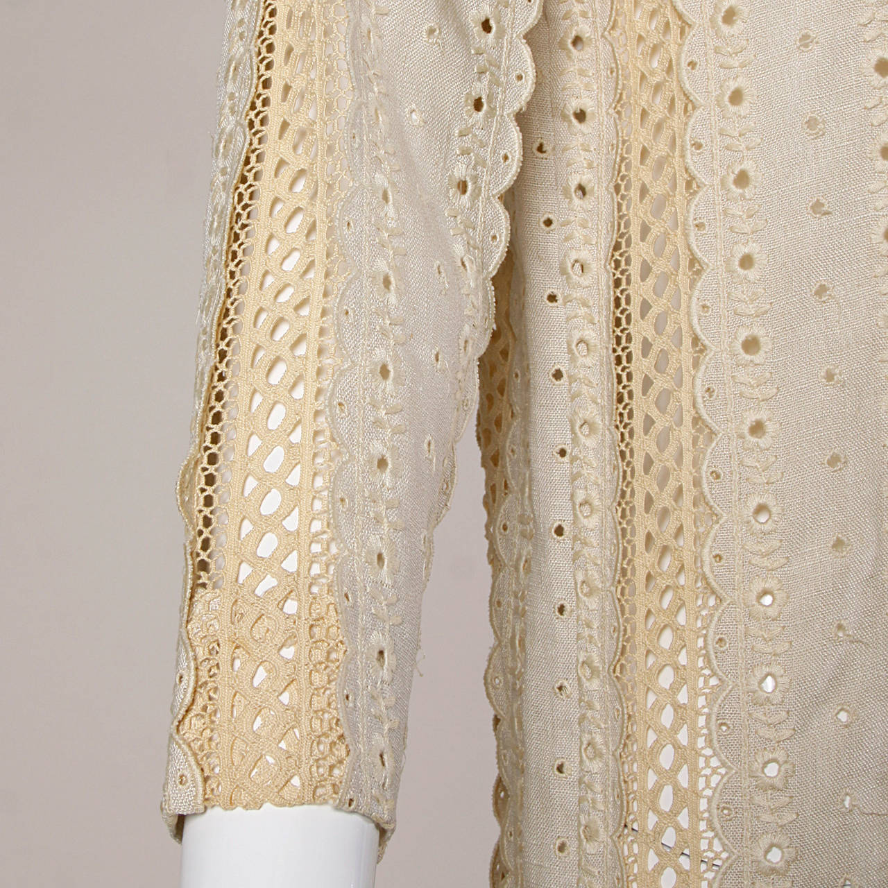 Beige Rudi Gernreich 1960s Vintage Scalloped Lace Linen Dress