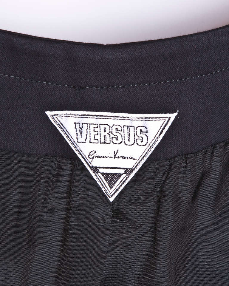 Women's Gianni Versace Vintage 1990s 90s Black + Beige Scarf Print Short-Sleeve Jacket