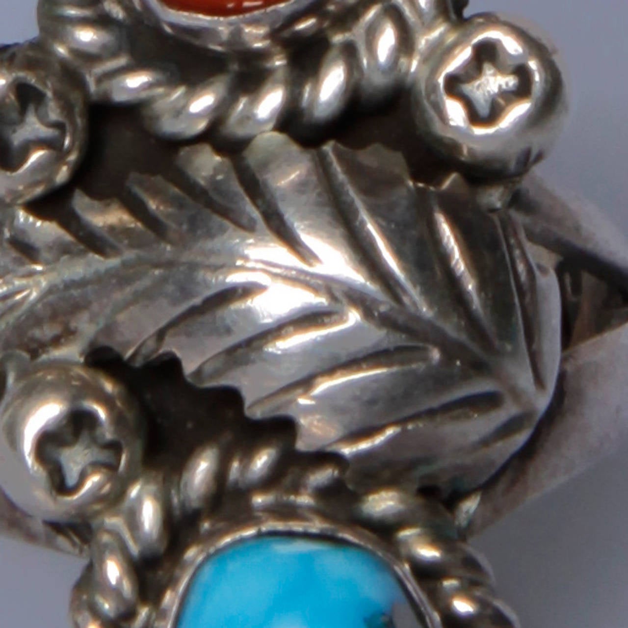 1970s Native American Turquoise + Coral Sterling Silver Ring Sz 6 In Excellent Condition In Sparks, NV