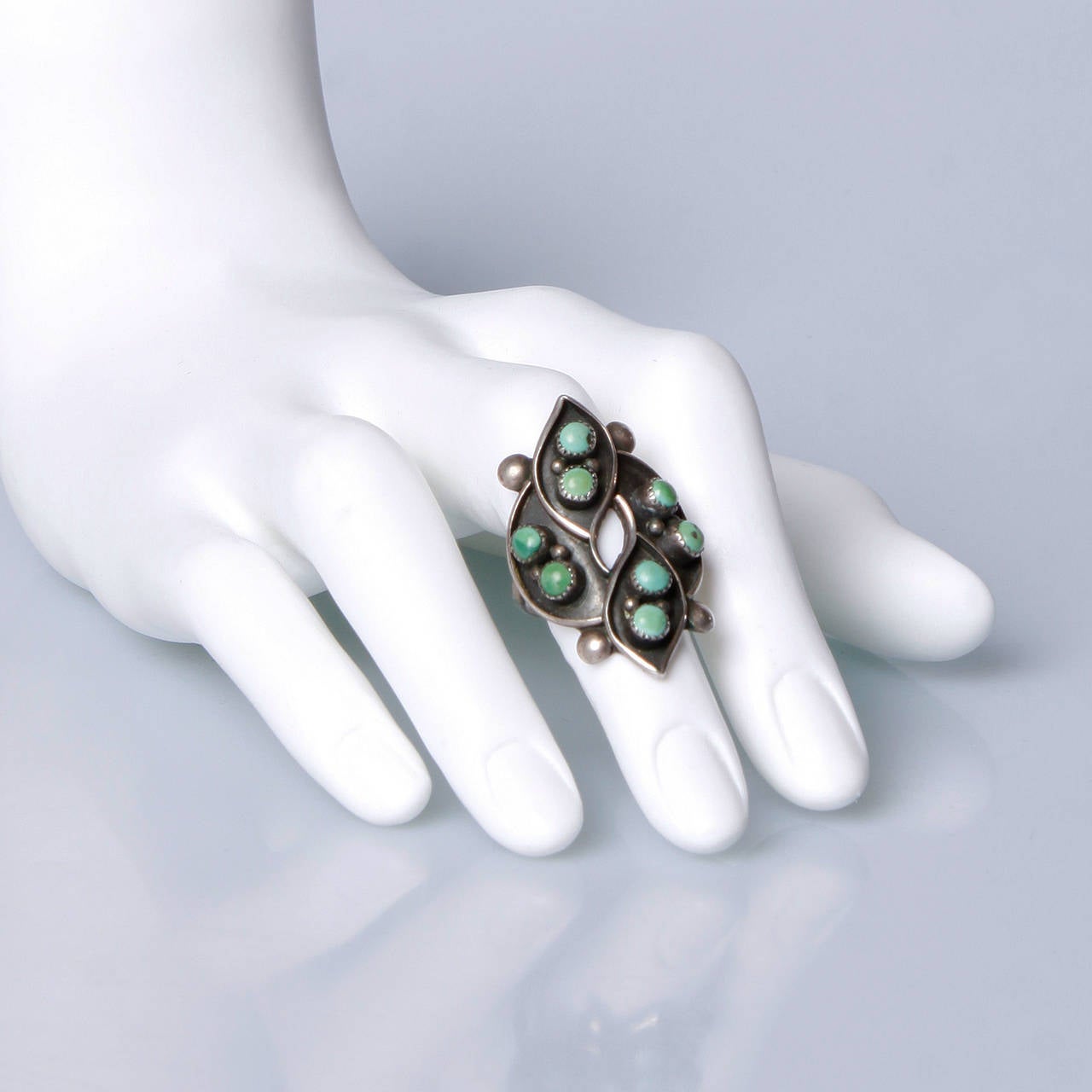 1970s Native American Turquoise Sterling Silver Band Ring