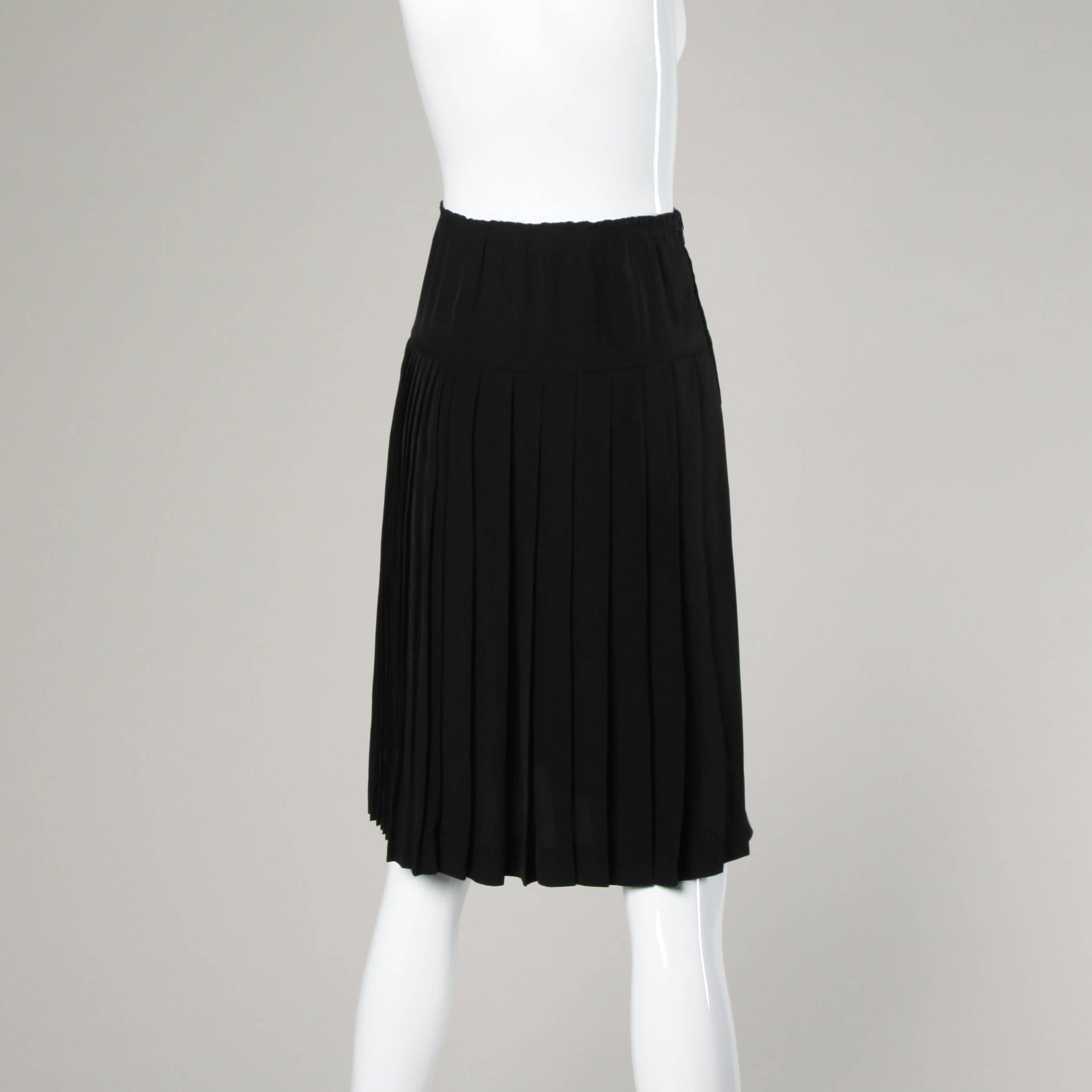 prada pleated skirt