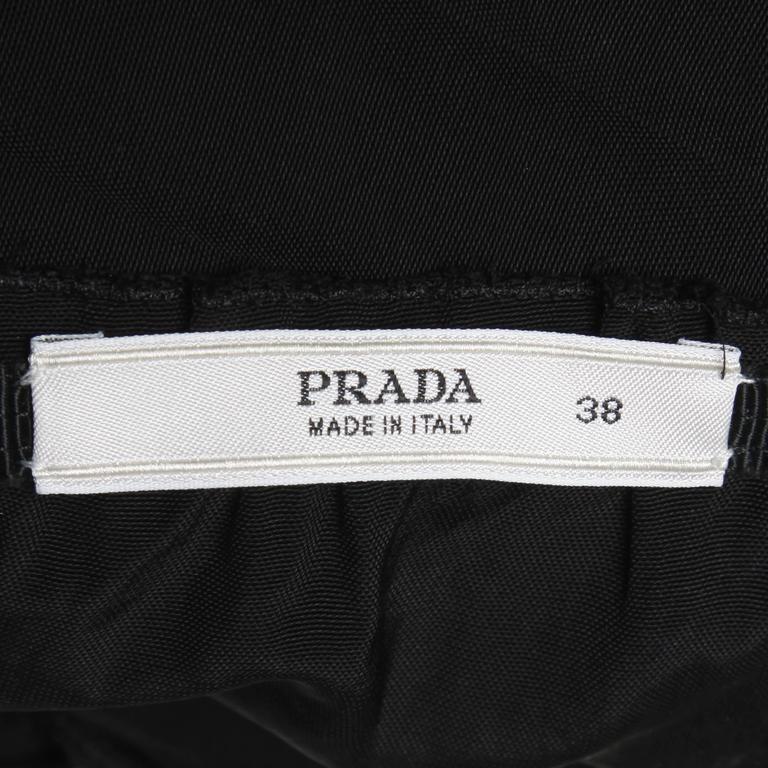 Prada Black Pleated Skirt For Sale at 1stDibs