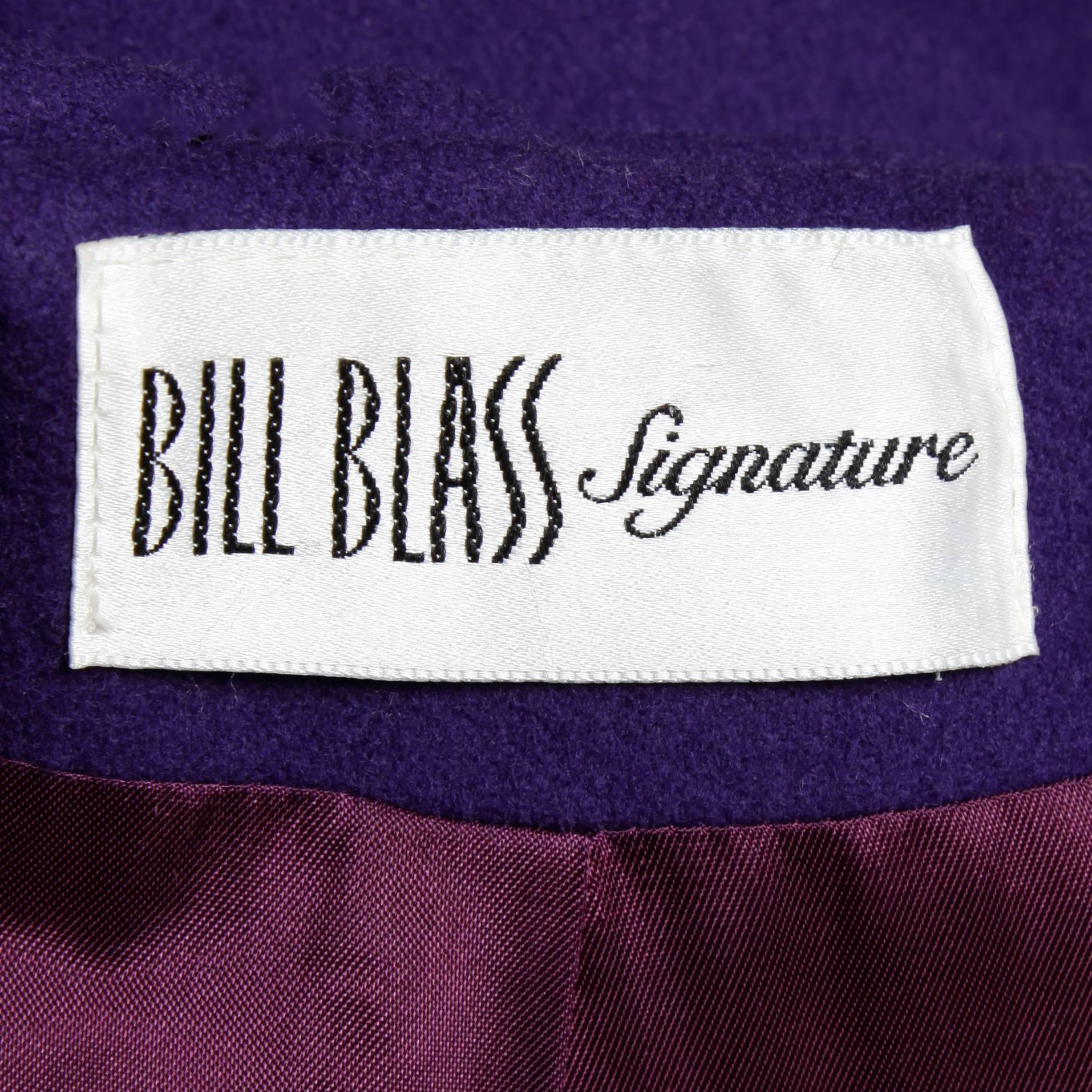 Bill Blass Vintage 1980er Jahre Farbblock-Swing-Mantel mit Kapuze im Zustand „Hervorragend“ im Angebot in Sparks, NV