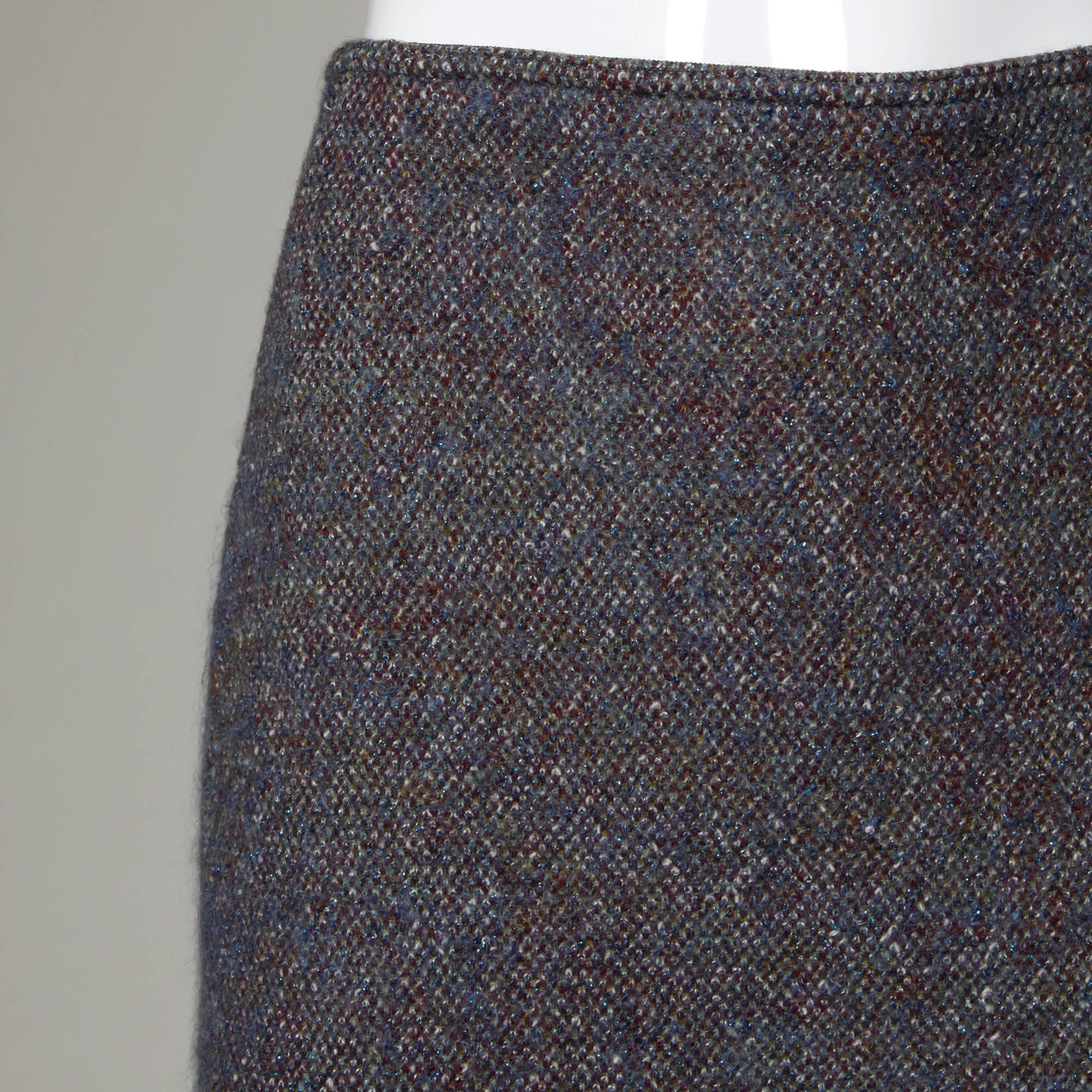 Extremely soft wool blend Missoni for Neiman Marcus pencil skirt. 

Details:

Fully Lined
No Closure: Fabric Contains Stretch
Marked Size: 46
Estimated Size: Large
Color: Metallic Blue/ Purple/ Multicolored
Fabric: Not Marked/ Very Soft