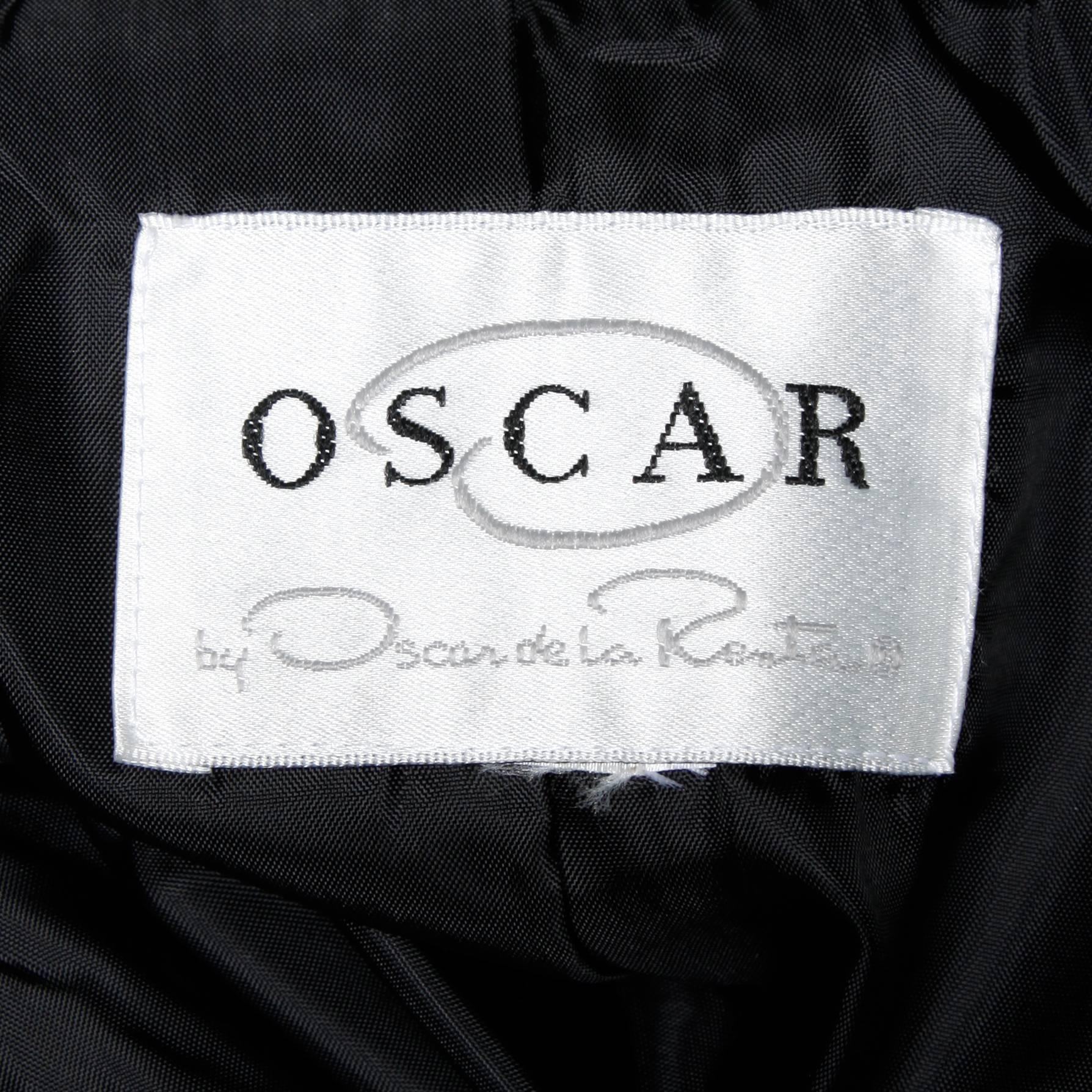 Oscar de la Renta Wool Blazer Jacket with Floral Embroidery In Excellent Condition In Sparks, NV