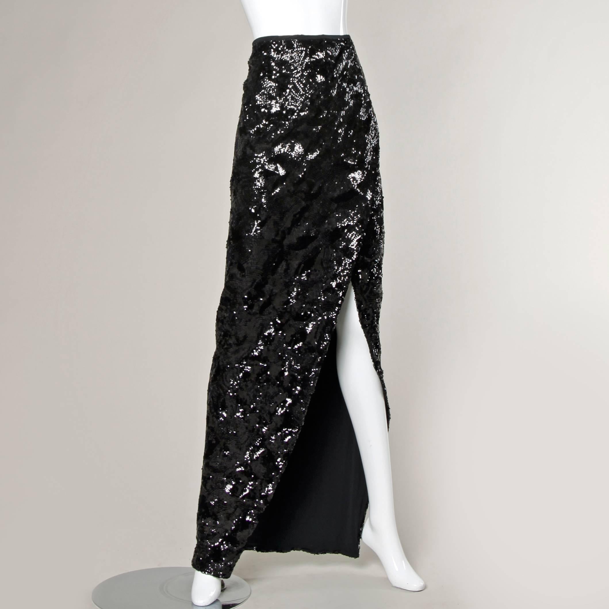 Donna Karan Long Black Sequin Scissor Maxi Skirt with High Leg Slit In Excellent Condition In Sparks, NV
