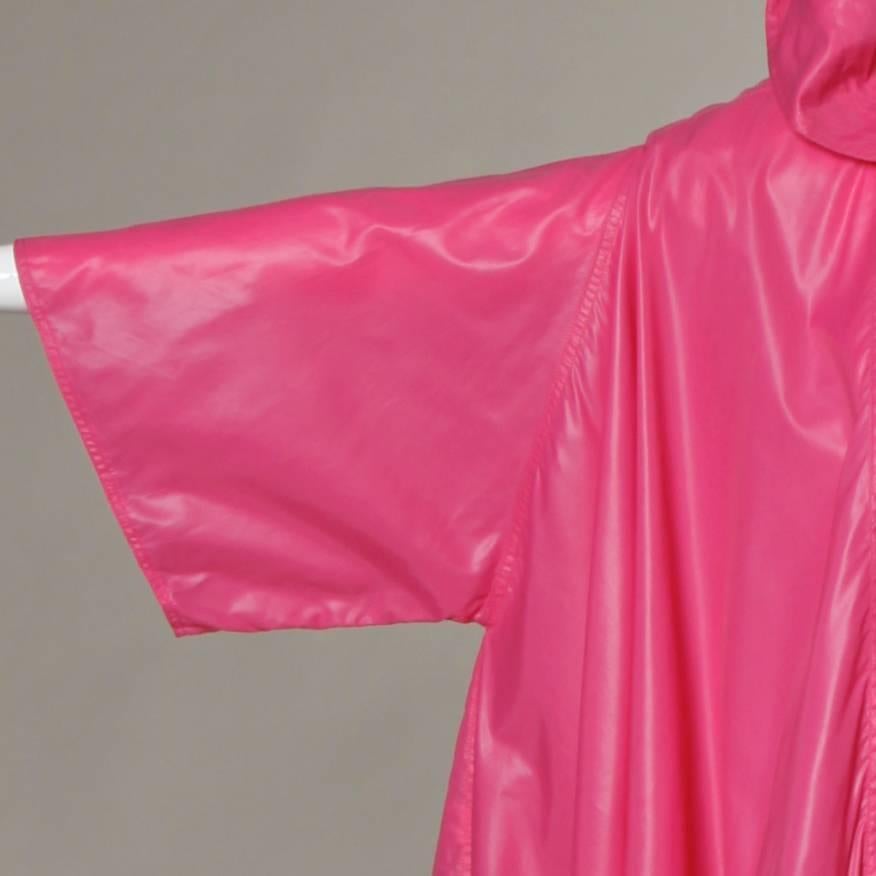 Women's Salvatore Ferragamo Vintage Pink Rain Coat