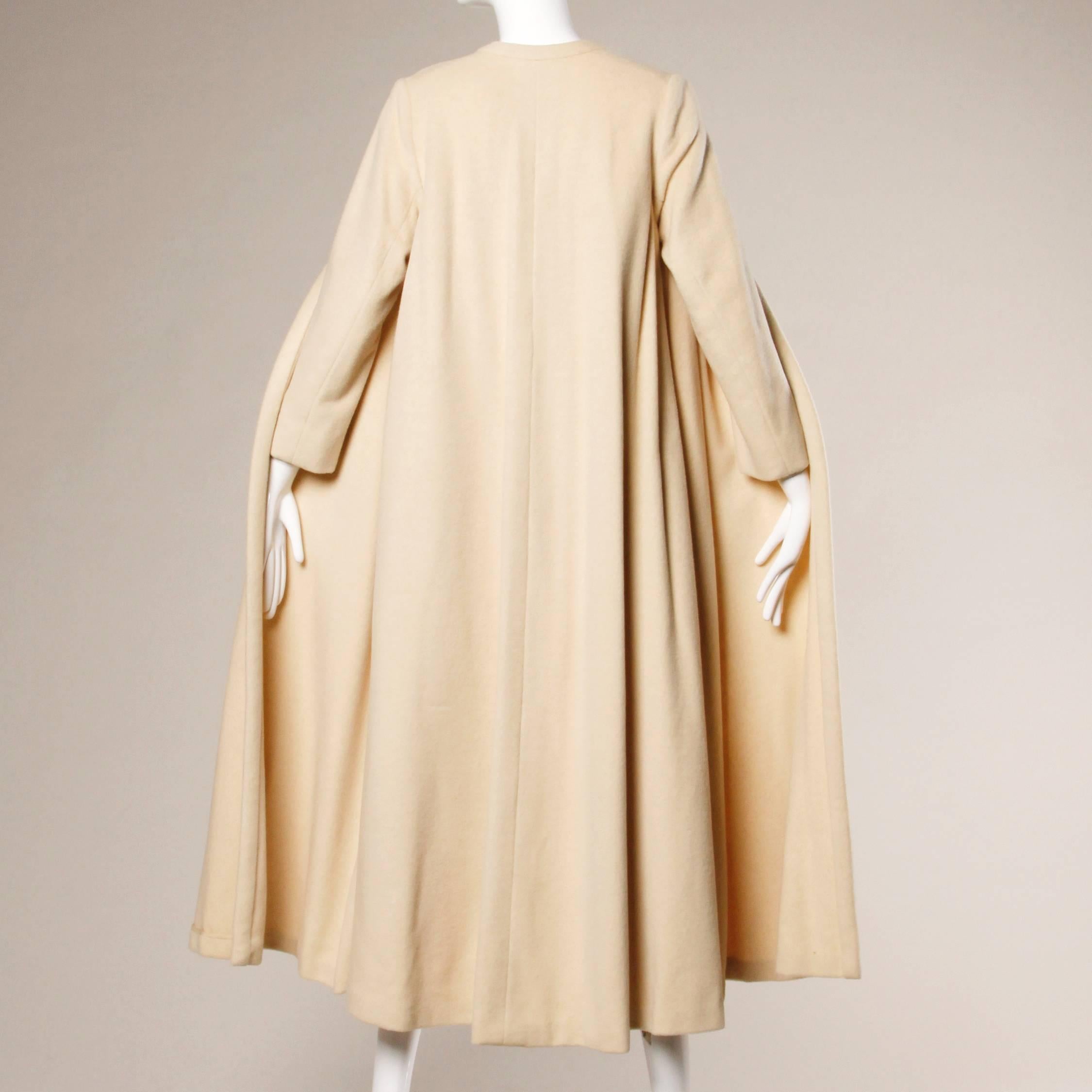 1960s Cashmere Bill Blass Long Maxi Coat In Excellent Condition In Sparks, NV