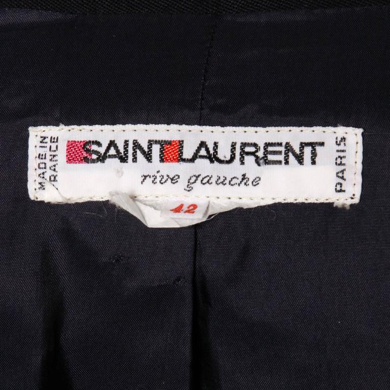 Yves Saint Laurent Rive Gauche Vintage Wool Boyfriend Blazer Jacket In Excellent Condition For Sale In Sparks, NV