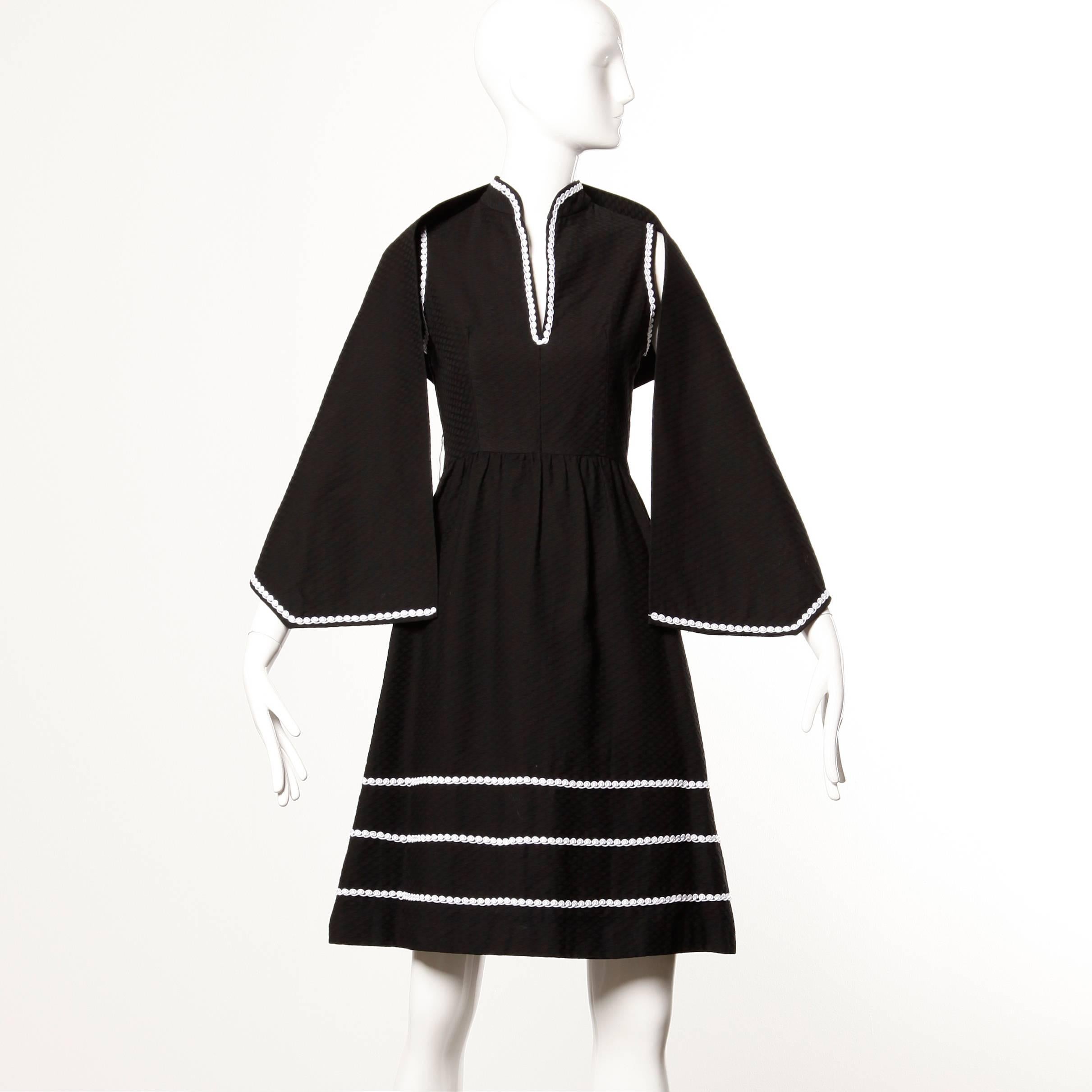 oscar de la renta vintage black dress
