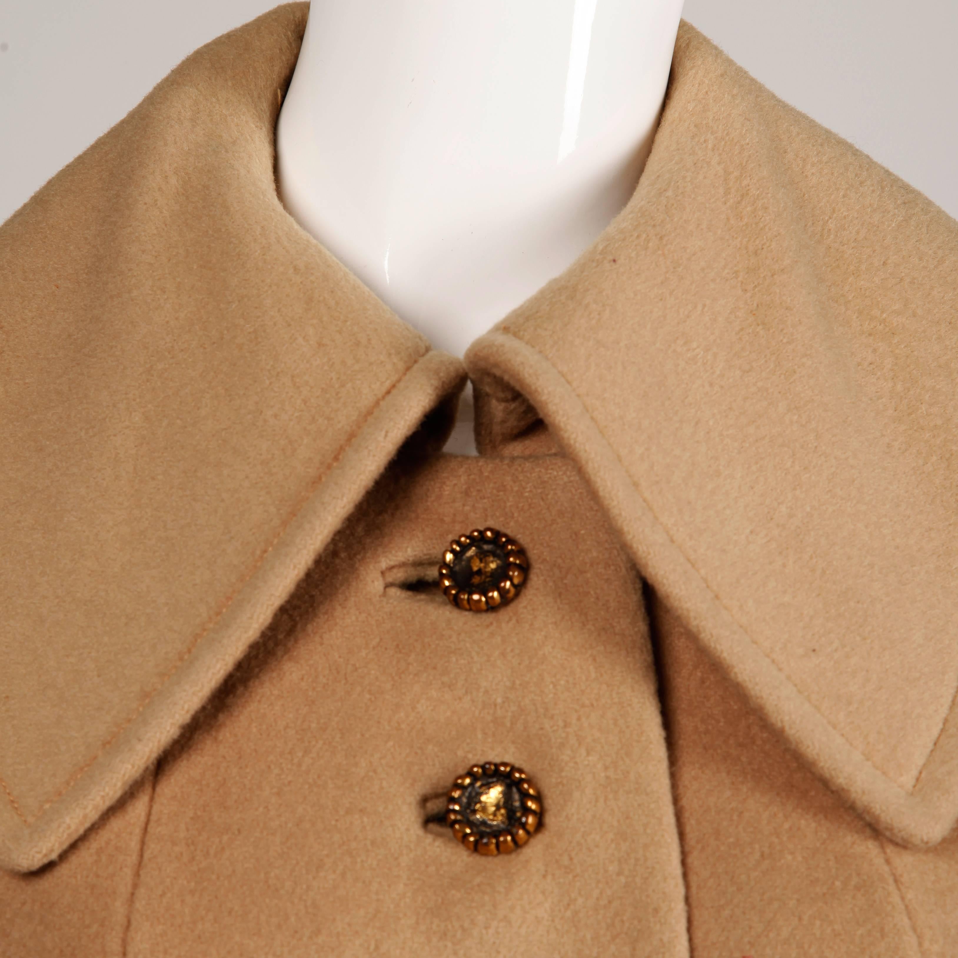 1970s Vintage Youthcraft Wool Camel Cape Coat In Excellent Condition In Sparks, NV