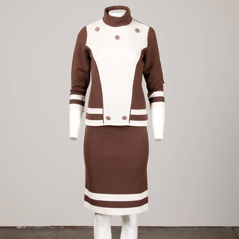 Unwworn with the original tags still attached! Vintage brown and off white color block turtleneck sweater top and matching skirt with a striped mod design. By Imperial Imports. This is a marked size 8, but fits like a modern size small.

Details: