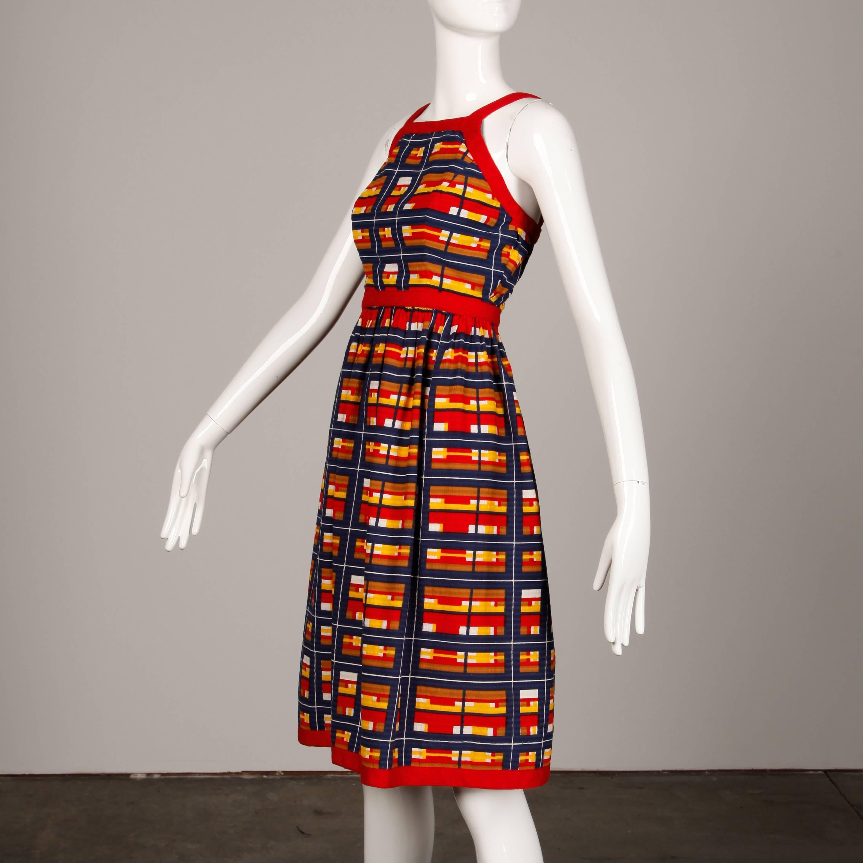 1970s Vintage Oscar de la Renta Matching Plaid Dress + Jacket Ensemble In Excellent Condition For Sale In Sparks, NV