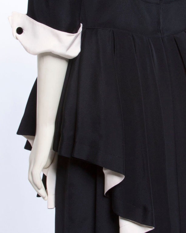 Bernard Perris Paris Vintage Stunning Black and Off White Silk Peplum Dress For Sale 3