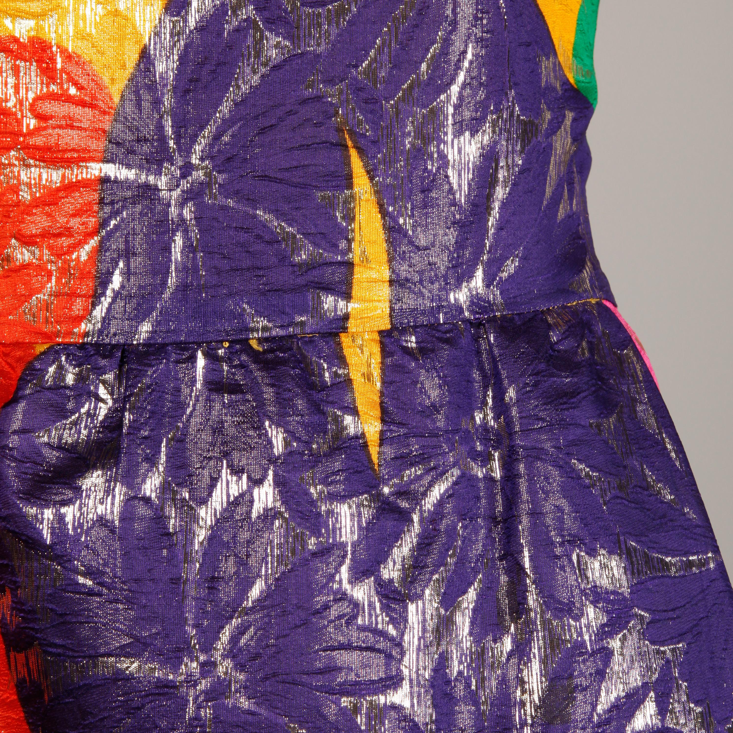 Arnold Scaasi Vestido de noche vintage de seda lamé metalizada de colores, años 1980 en venta 3