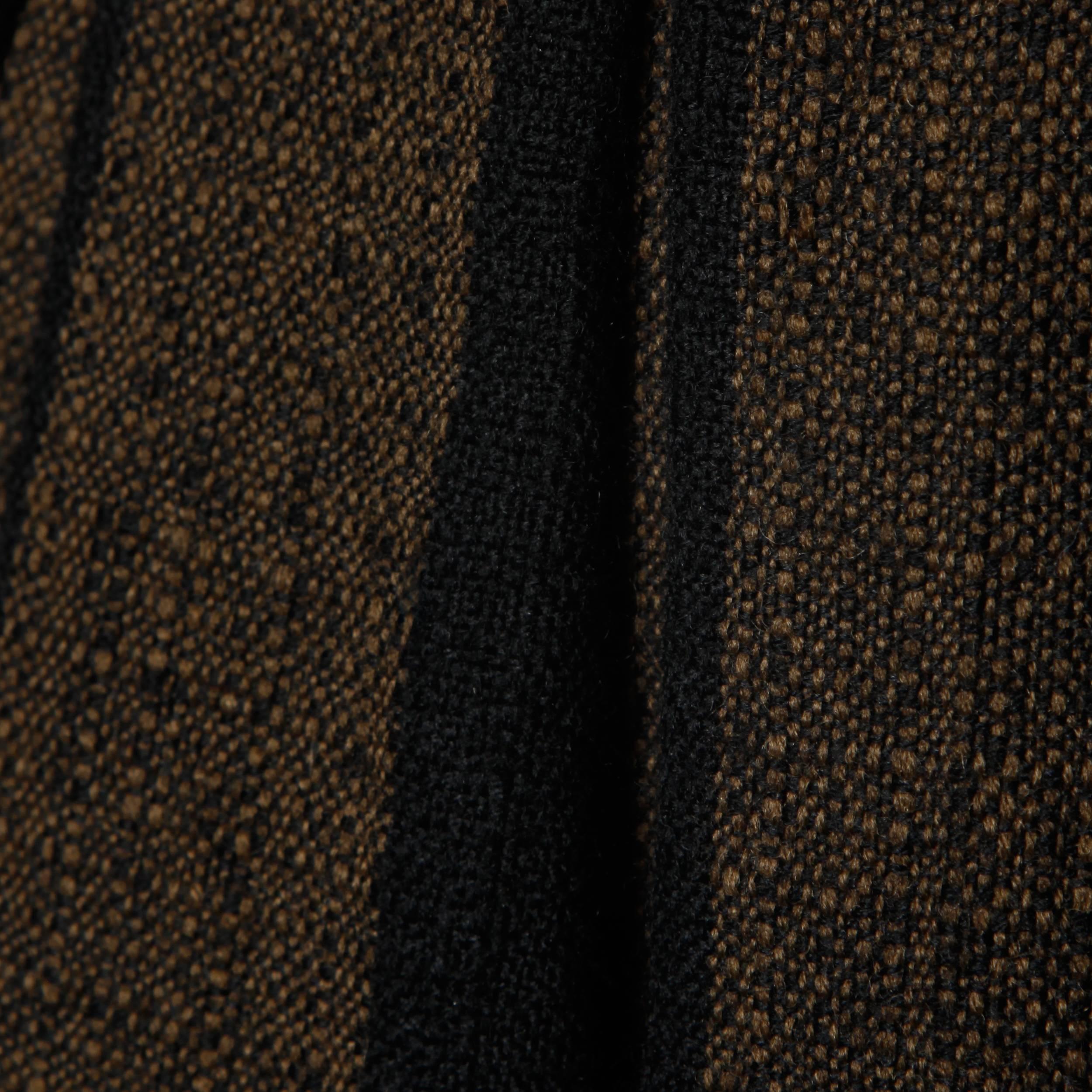 Jupe vintage en laine tissée douce marron et noire avec plis en forme de boîte, années 1960 en vente 1