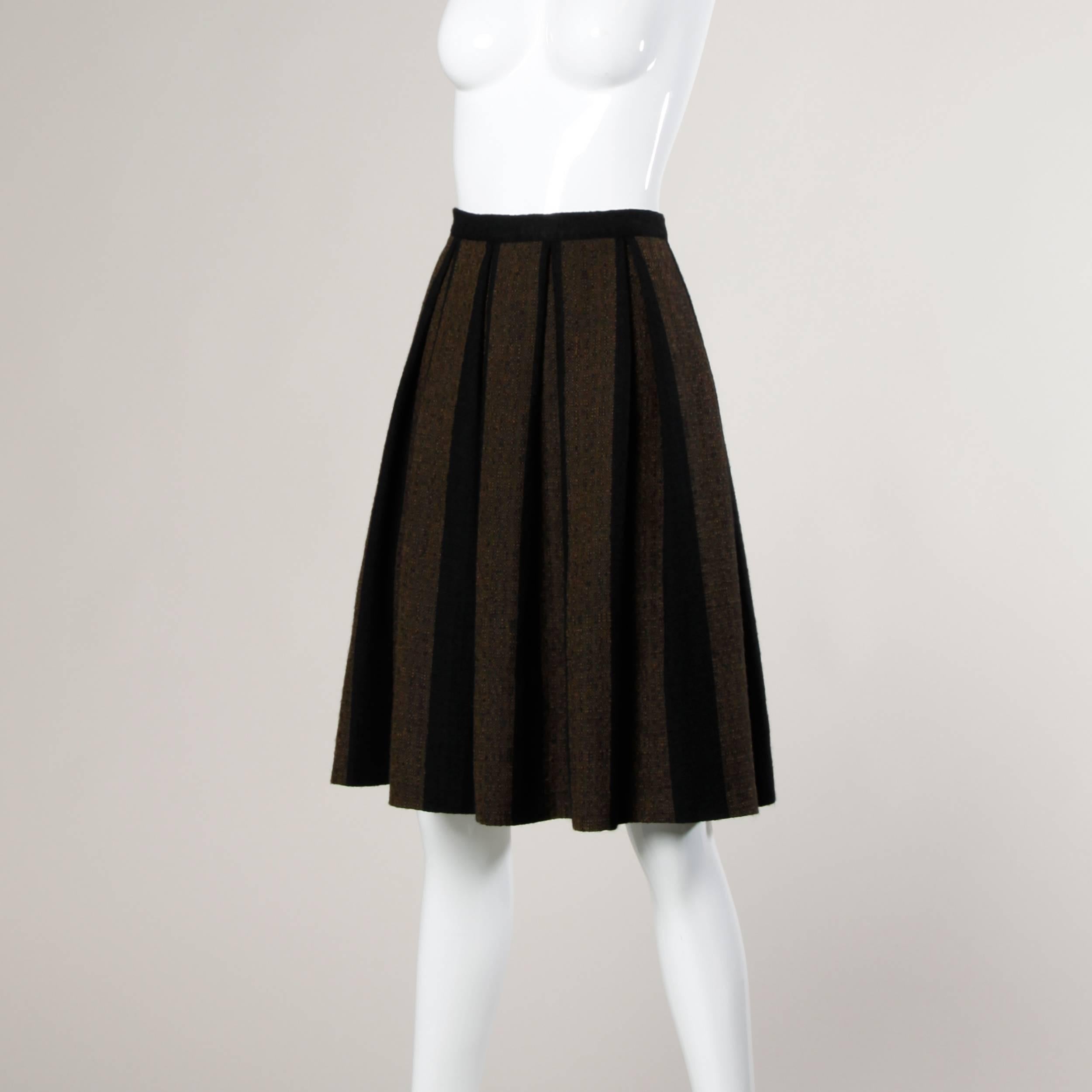 1960s pleated skirt