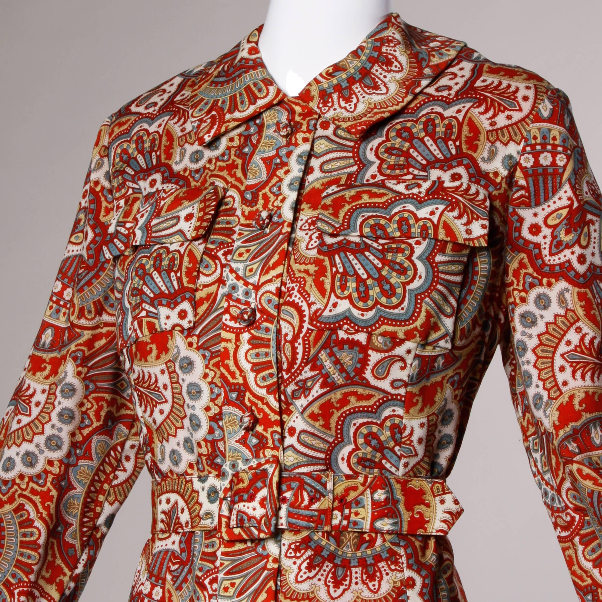 1970s Vintage Paisley Wool Coat Dress with Matching Belt In Excellent Condition In Sparks, NV