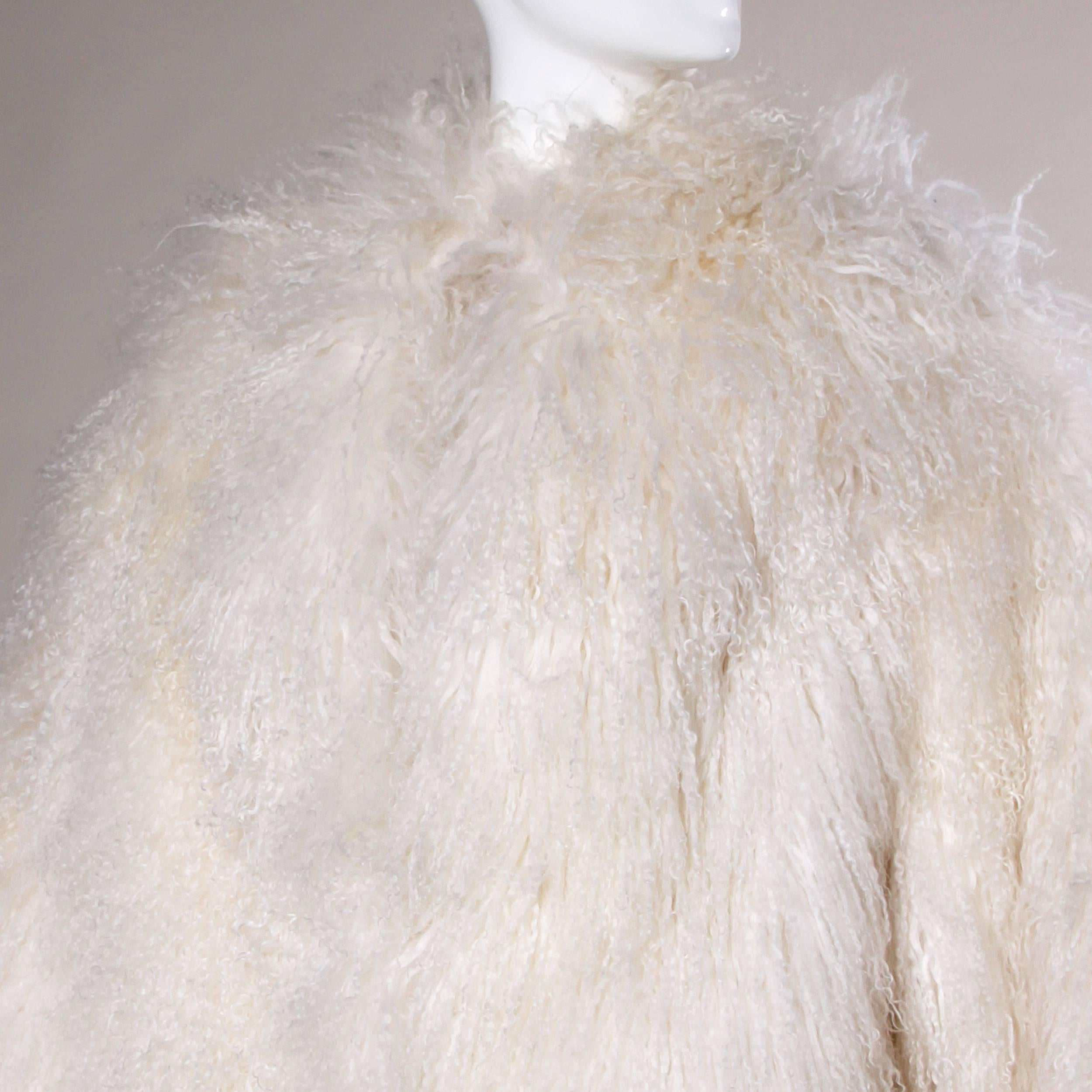 1970s Vintage White Shaggy Mongolian Lamb Fur Full-Length Coat In Excellent Condition In Sparks, NV