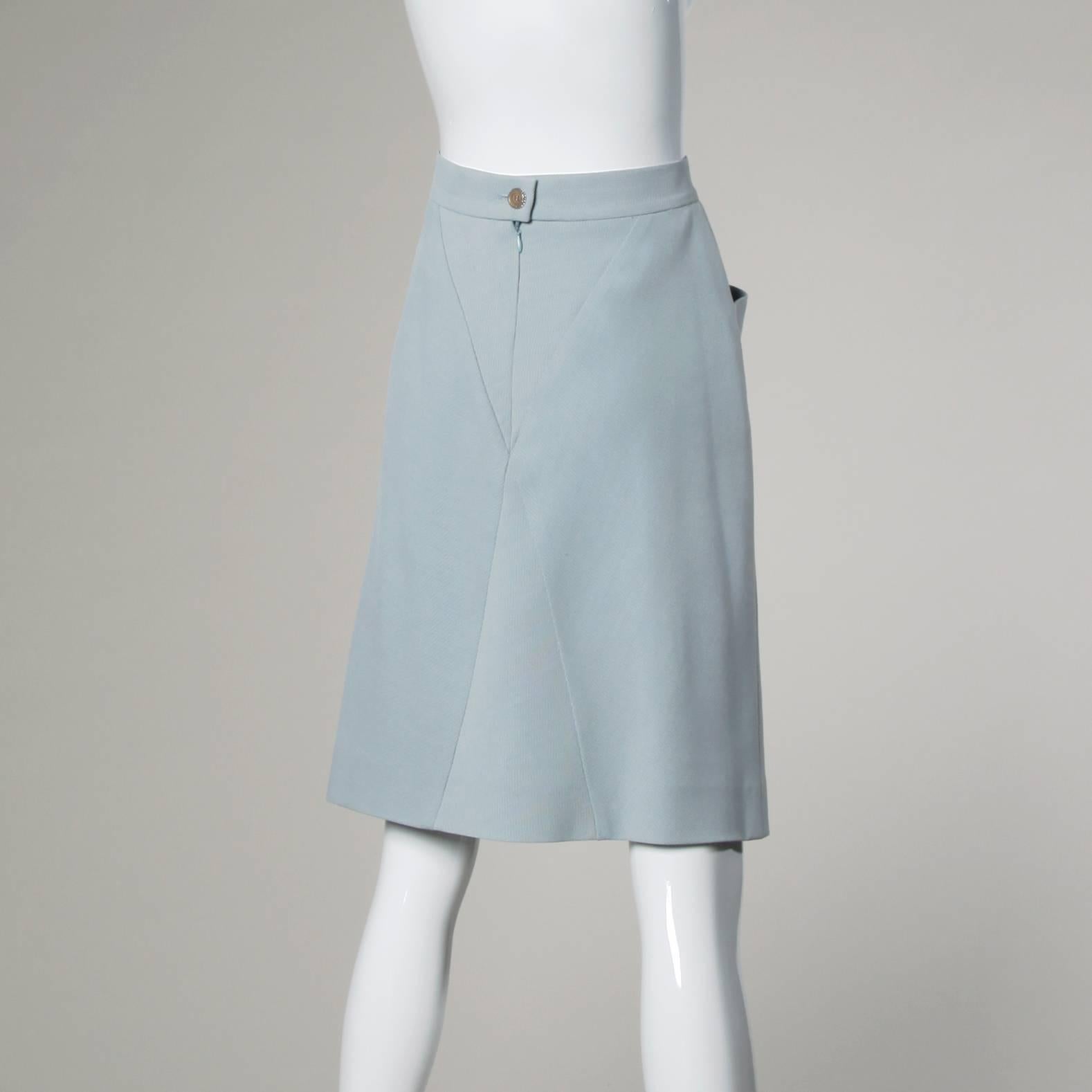 Incredible pale blue Karl Lagerfeld skirt with unique and flattering geometric seams. Beautiful form fitting design.

Details:

Fully Lined
Front Pockets
Back Button and Zip Closure
Marked Size: IT 42
Color: Pale Blue
Fabric: 37% Polyamid/