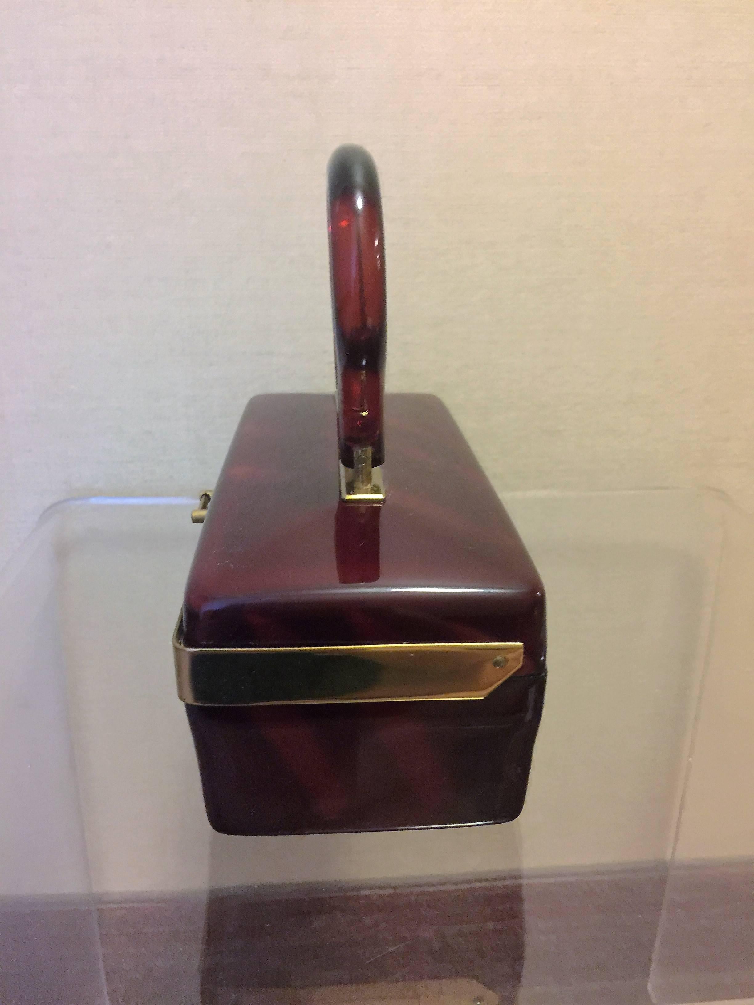 Deep Caramel Goldtone Trimmed Lucite Handbag by Dorset-Rex In Excellent Condition For Sale In New York, NY
