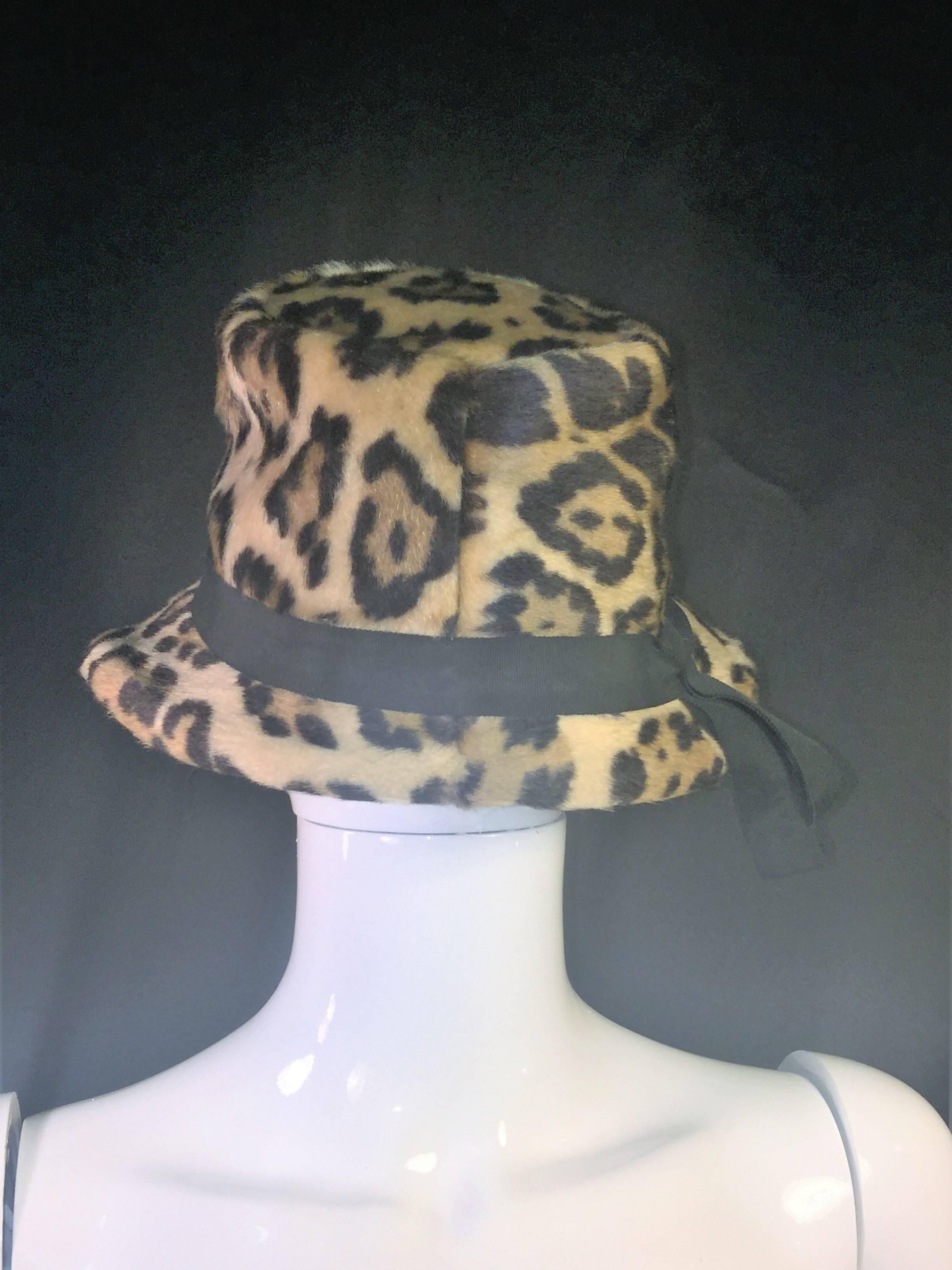 Women's Gorgeous Faux Leopard Fur Hat with Jaunty Black Grosgrain Ribbon For Sale
