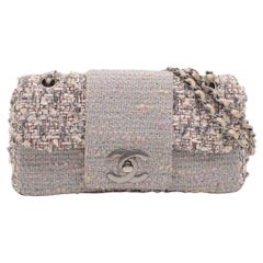 Chanel CC Logo Tweed Chain Shoulder Bag Gray * PREORDER * (commande préalable)