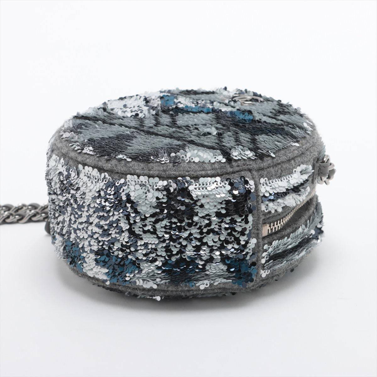 Chanel CC Logo Paillettes x Chaîne en laine Sac à bandoulière rond Gris * PRÉCOURS * en vente 1