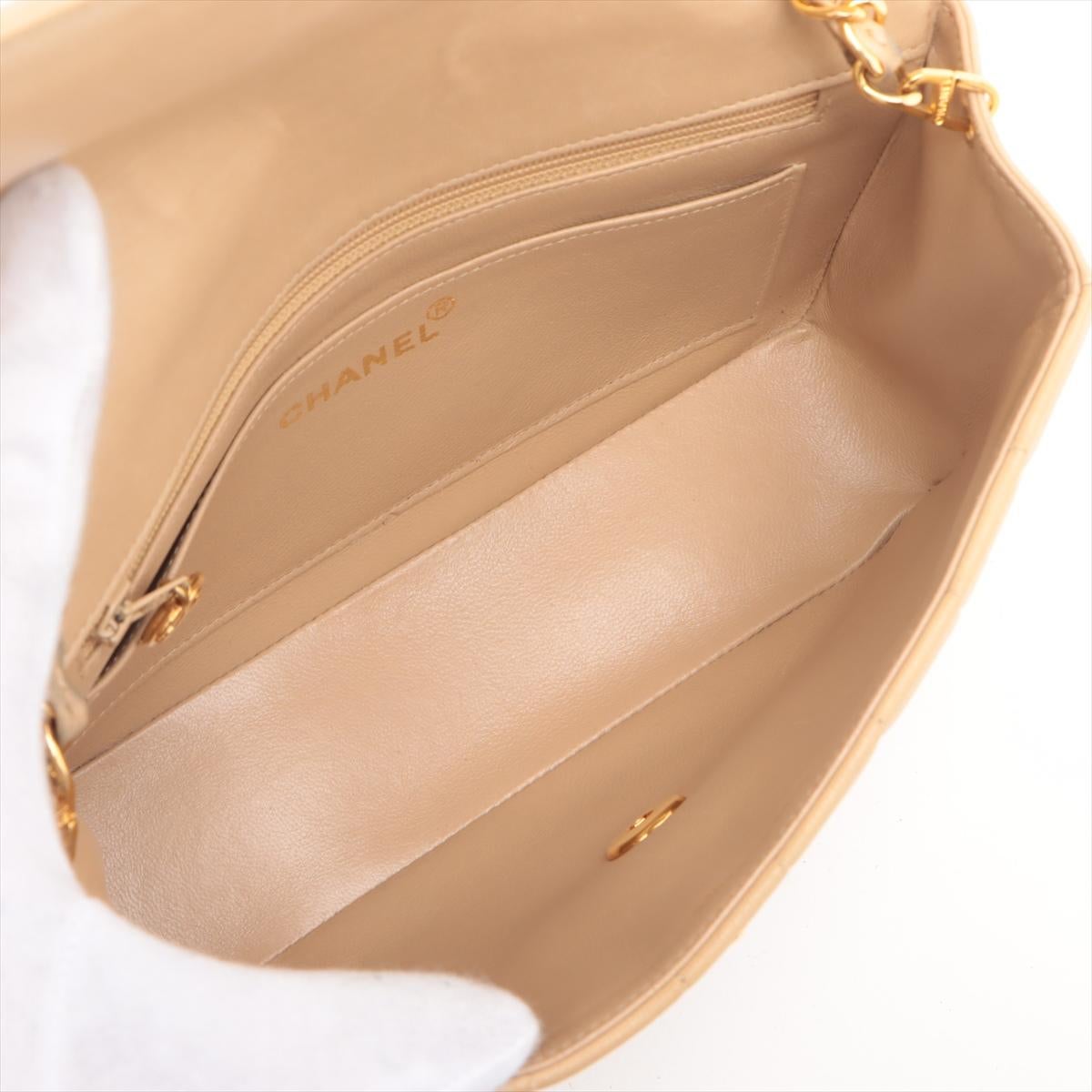 Chanel CC Logo Mademoiselle Lambskin Single Flap Single ChainBag Beige*PREORDER* en vente 3