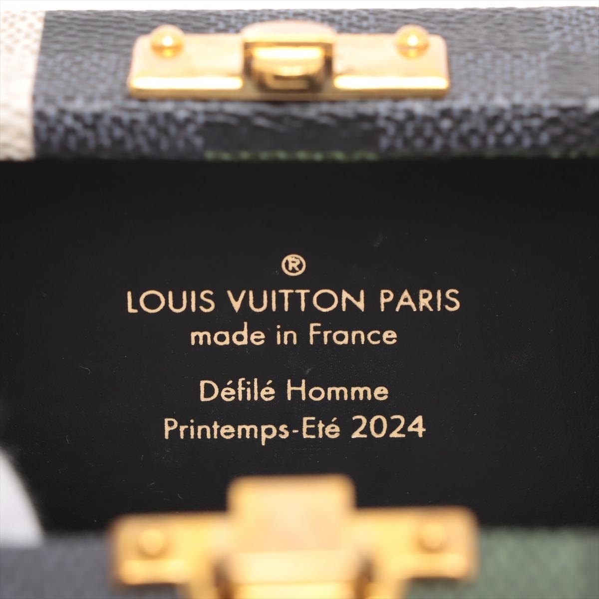 Louis Vuitton Damoflage Neo Trunk Wallet Shoulder Bag * PREORDER * en vente 4