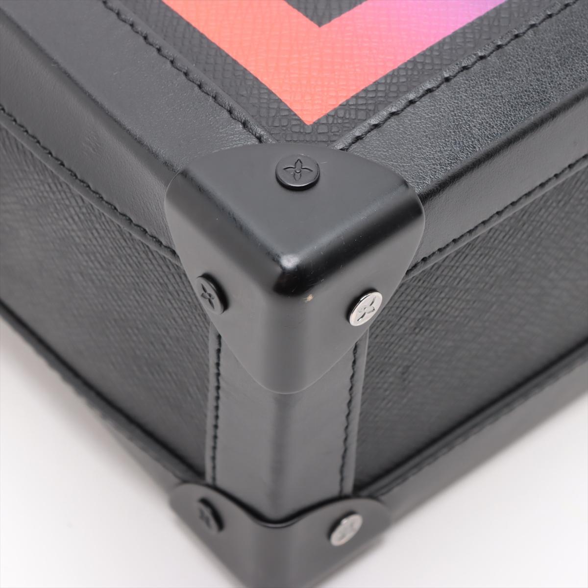 Louis Vuitton Taiga Rainbow Soft Trunk Umhängetasche * PREORDER * im Angebot 8
