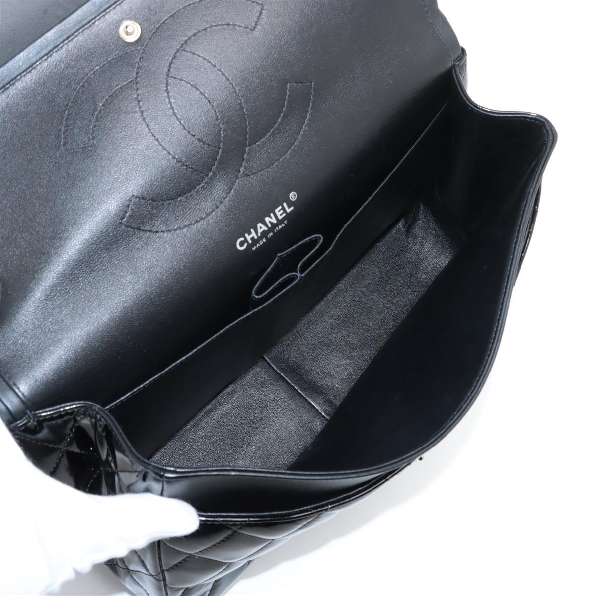 Chanel CC Logo Dekamatrasse 30 Grand sac en cuir verni à double rabat et double chaîne en vente 3