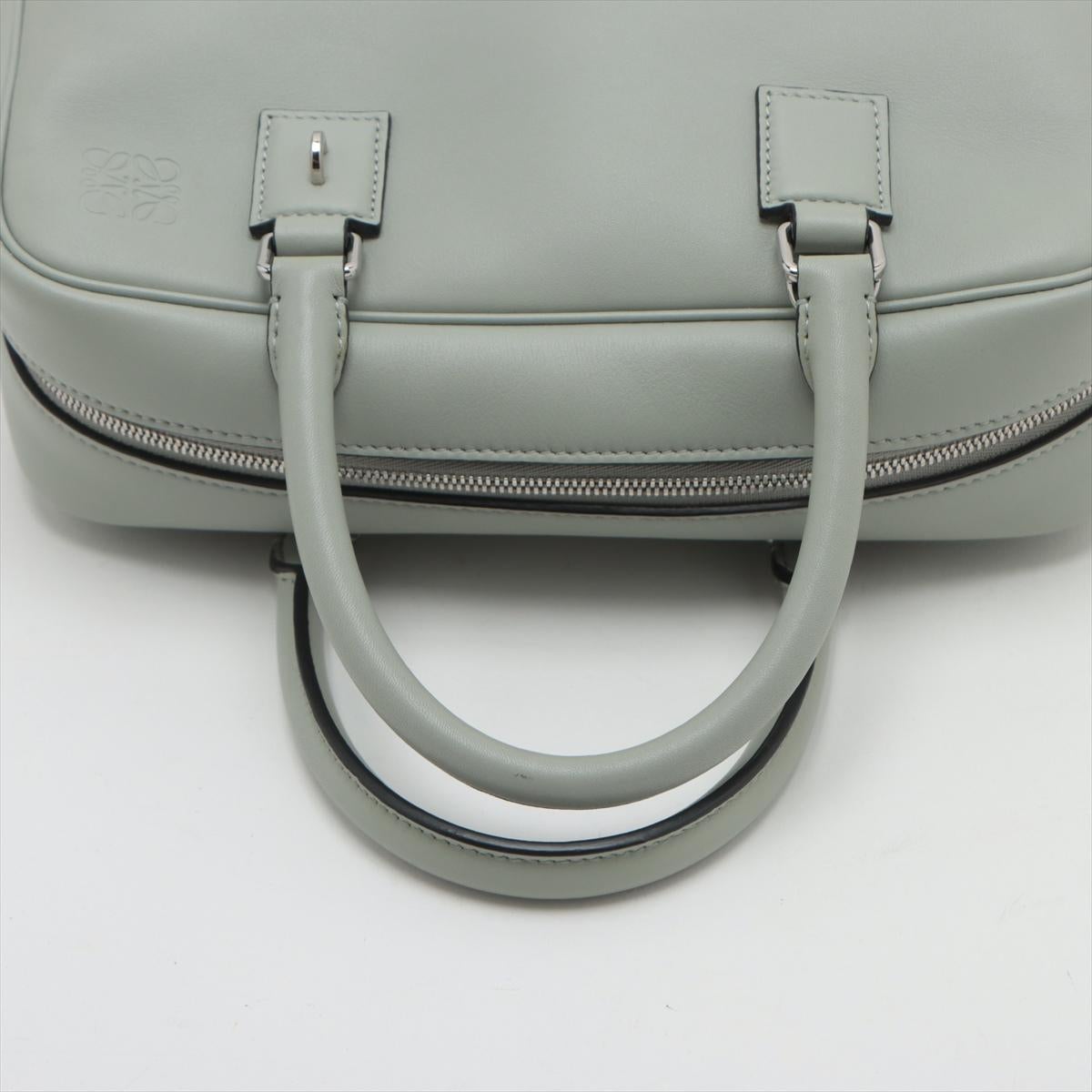 Loewe Amazona 23 Leather Two-Way Handbag Sage Green * PREORDER * (précommande) en vente 2