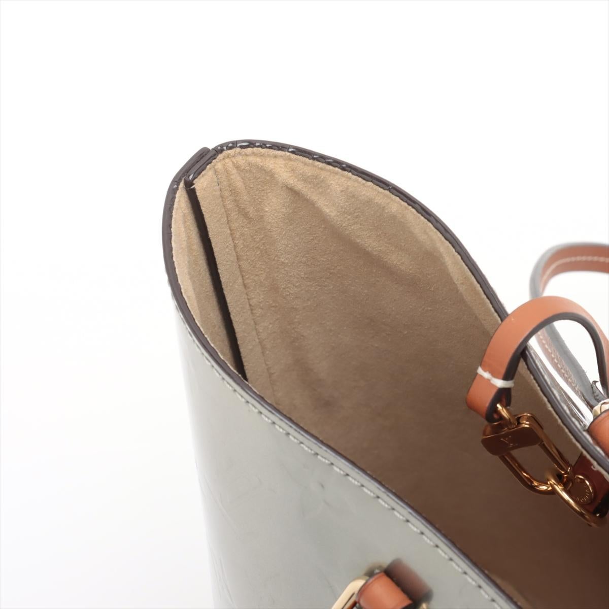 Louis Vuitton Monogram Vernis Long Beach PM Silver * PREORDER * im Angebot 7
