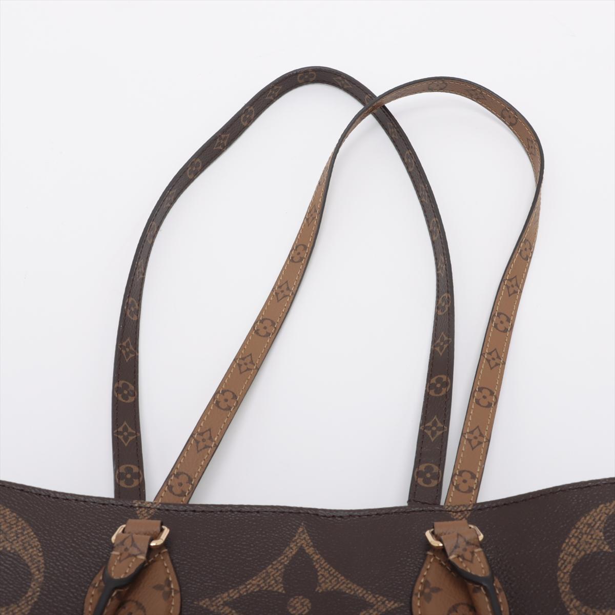 Louis Vuitton Monogram Giant Reverse On the Go MM * PRECOURS * en vente 3