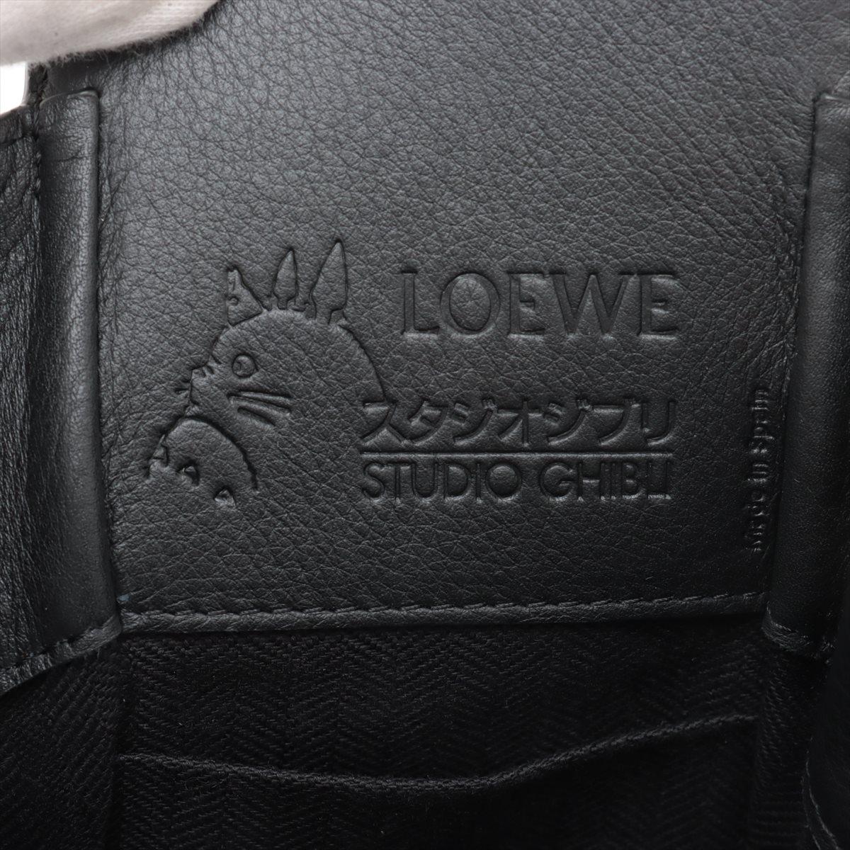Loewe x Studio Ghibli Hängematte Drawstring Mini Leder Zwei-Wege-Umhängetasche Braun im Angebot 5
