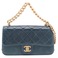 Chanel CC Logo Mini Matelasse Leder Kette Umhängetasche Blau * PREORDER *