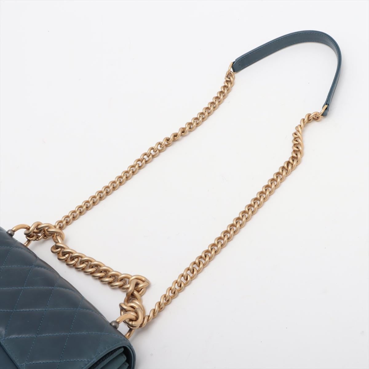 Chanel CC Logo Mini Matelasse Leather Chain Shoulder Bag Blue * PREORDER * en vente 4