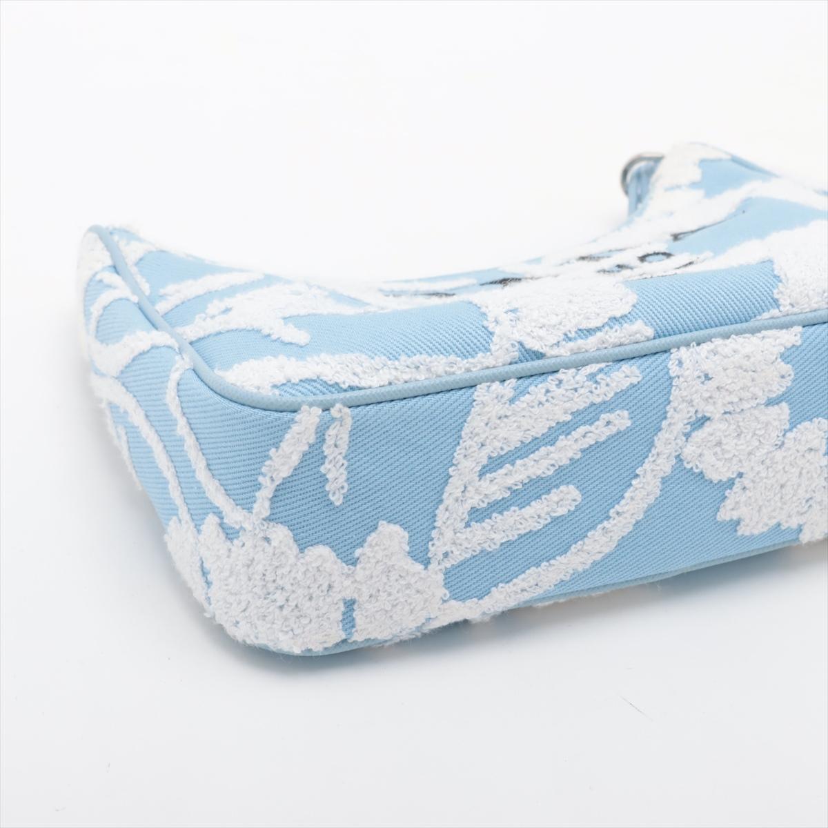 Prada Re-edition Canvas Umhängetasche mit Blumenstickerei Blau *  VORBESTELLUNG * im Angebot 2