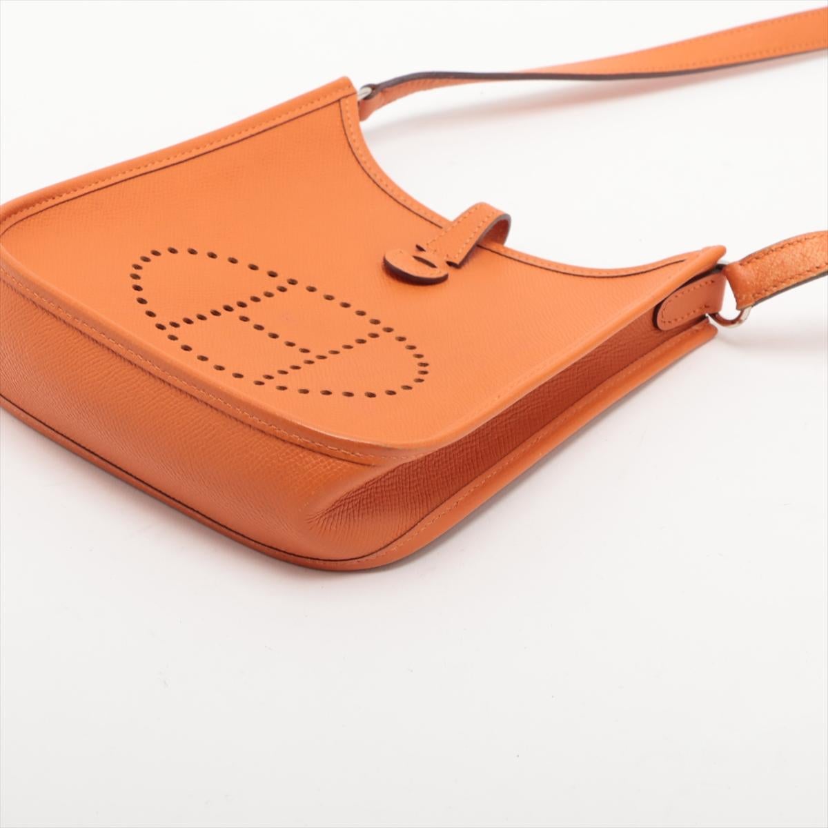 Hermès Evelyne 16 TPM Veau Epsom Orange *Vorbestellung * Damen im Angebot