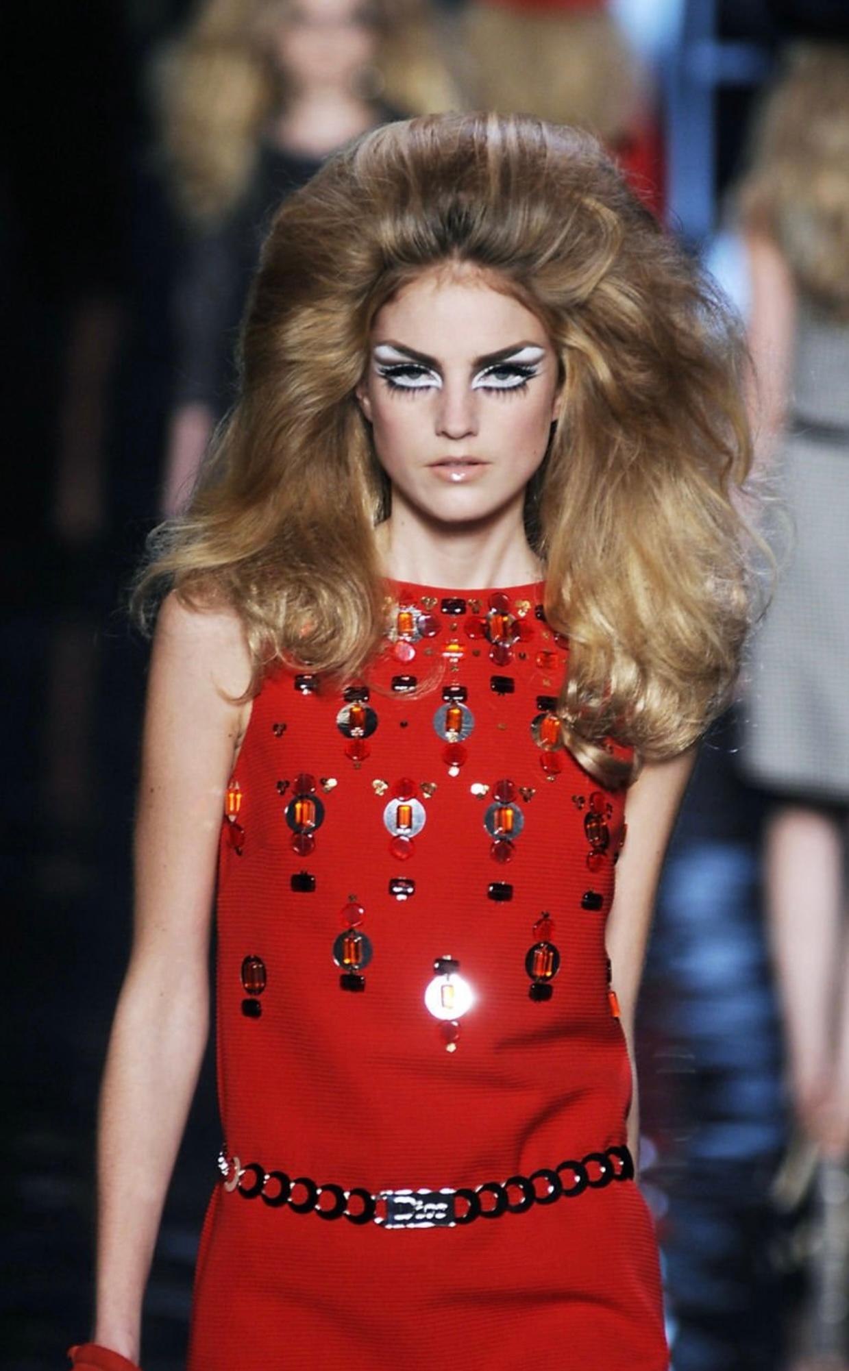 Dior by John Galliano F/W 2008 Laufsteg-Cocktailkleid im Zustand „Hervorragend“ im Angebot in PARIS, FR