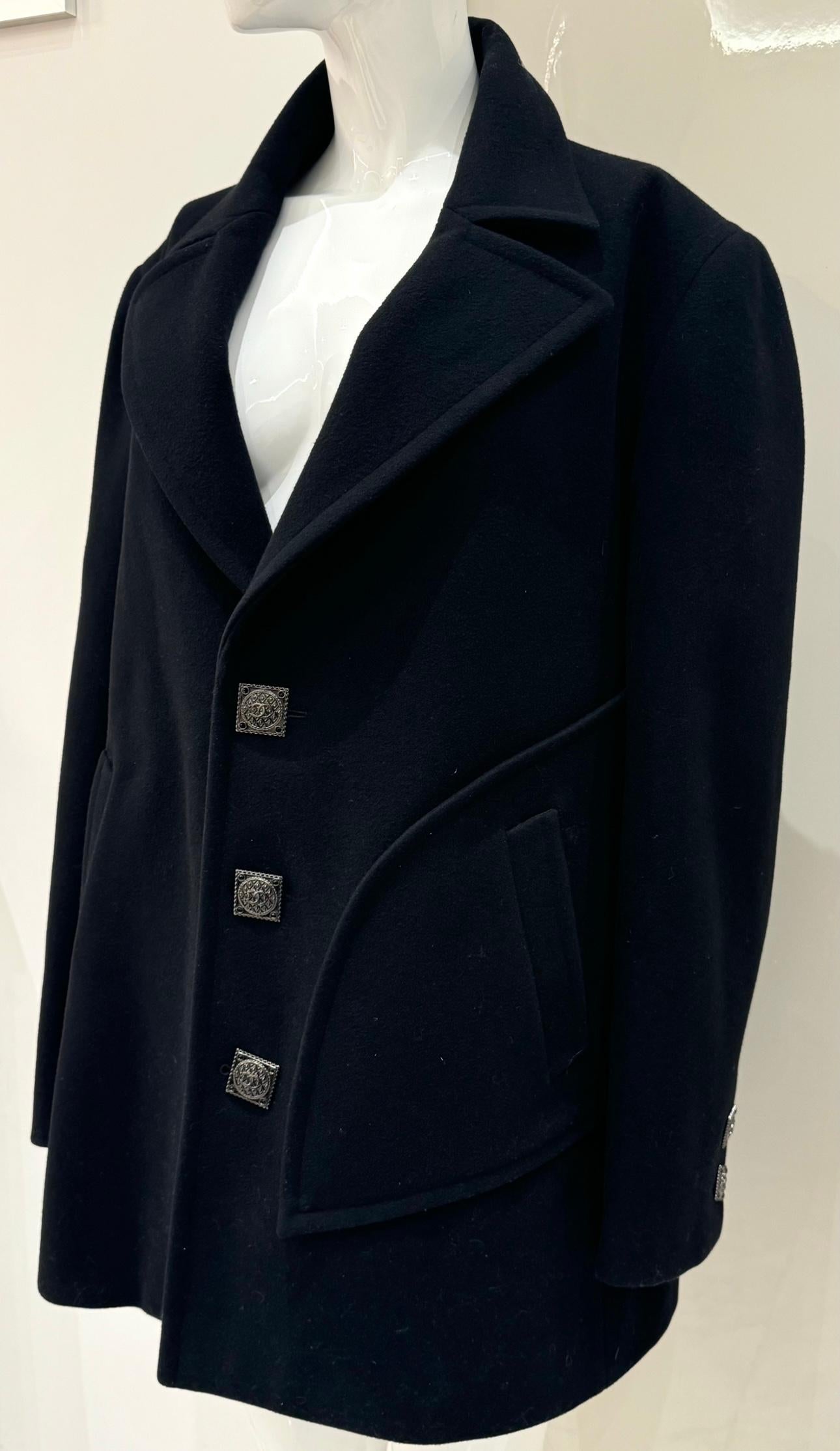 Chanel métiers d'art Paris Byzance 2011 manteau en laine noire en vente 1