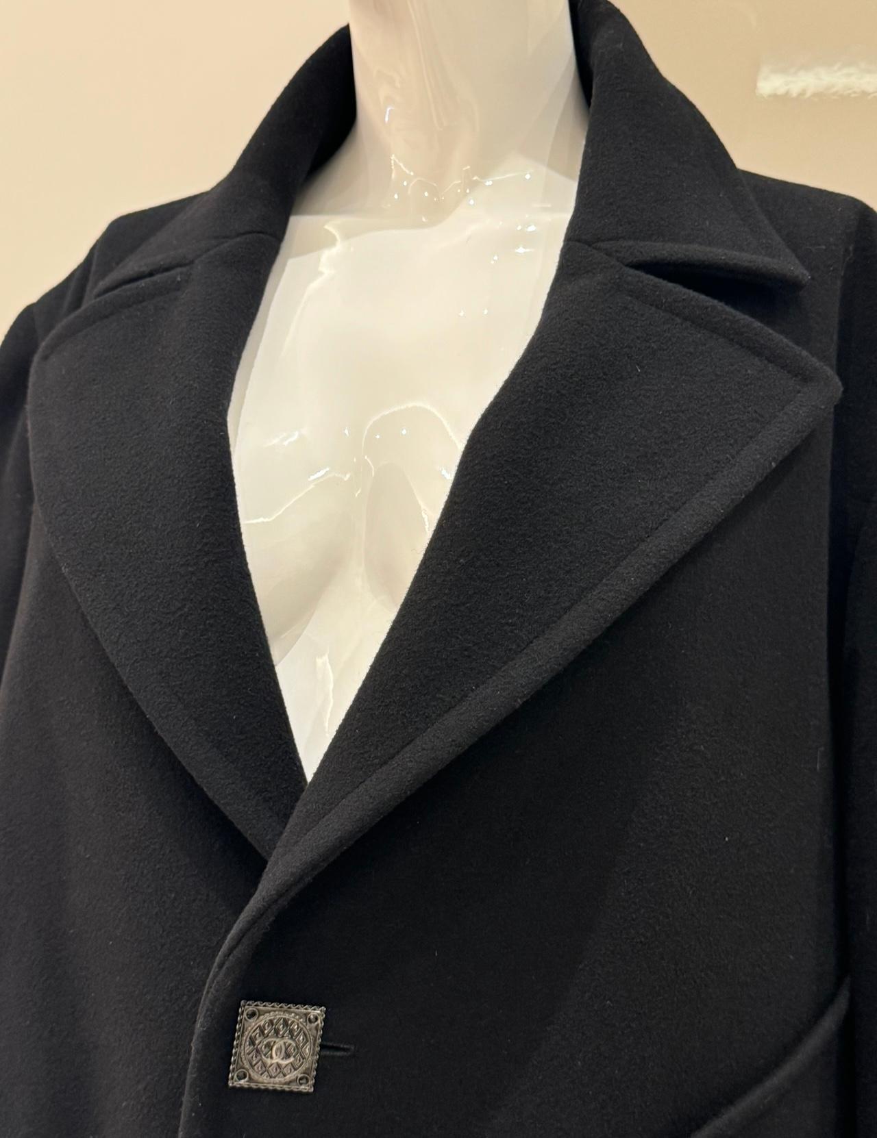 Chanel métiers d'art Paris Byzance 2011 manteau en laine noire en vente 5