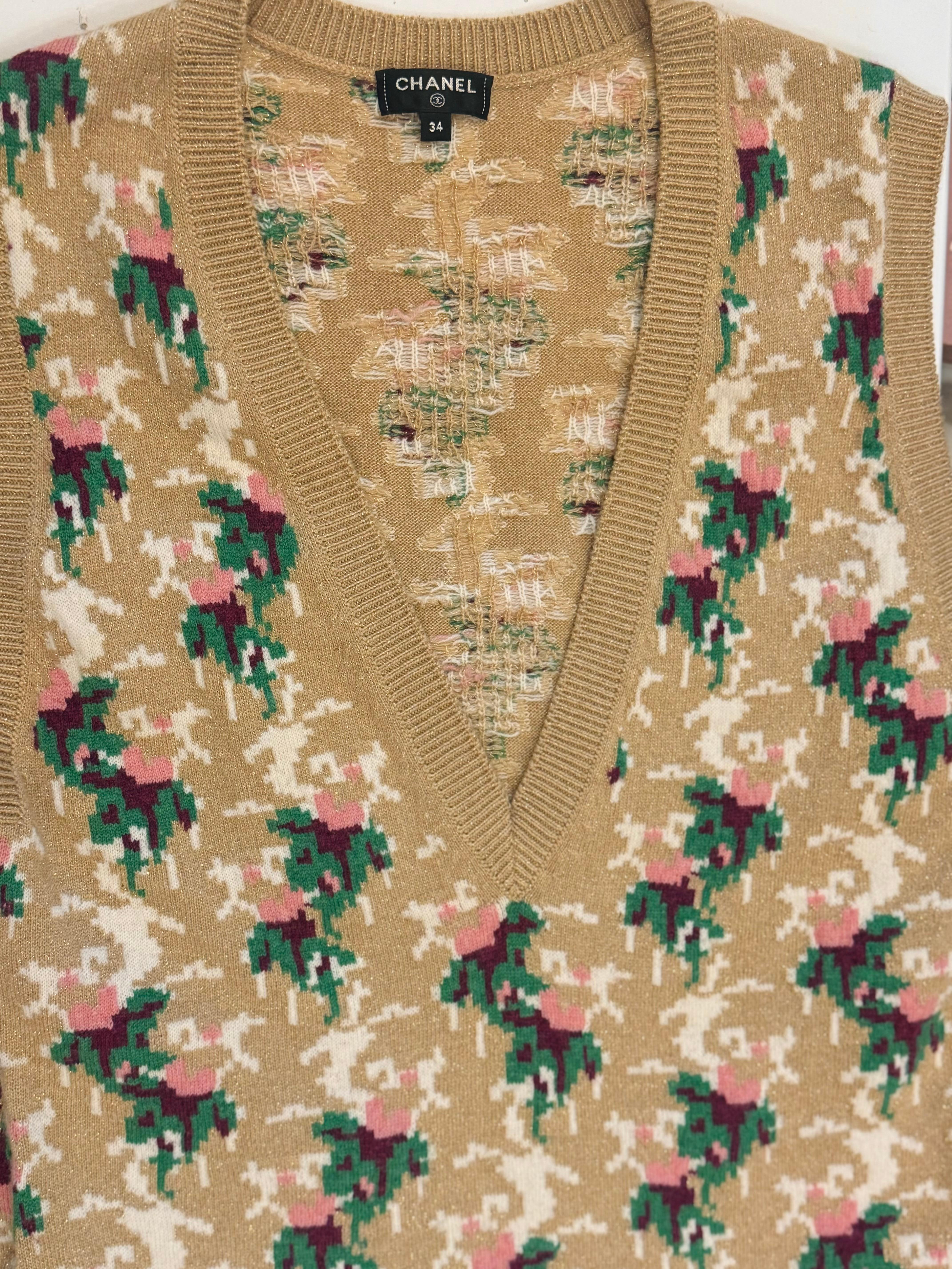 Marrone Chanel métiers dart 2017 Parigi Cosmopolite abito in cachemire collezione ritz in vendita