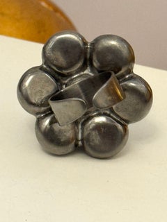 Rare Chanel Spring Summer 2015 Runway Camellia Pearl Statement Ring