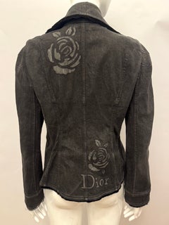 Christian Dior par John Galliano, collection printemps-été 2006 : veste « Bar » en denim stretch noir