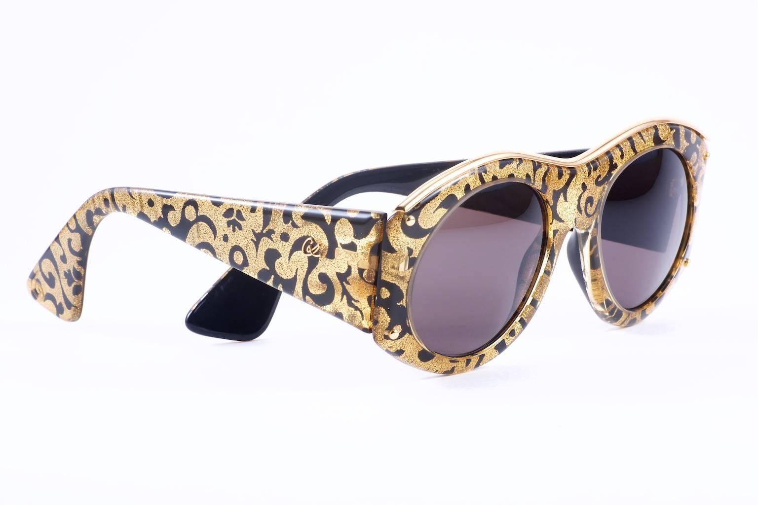 Vintage Gold Rococo Christian Lacriox Sunglasses In New Condition For Sale In Los Angeles, CA