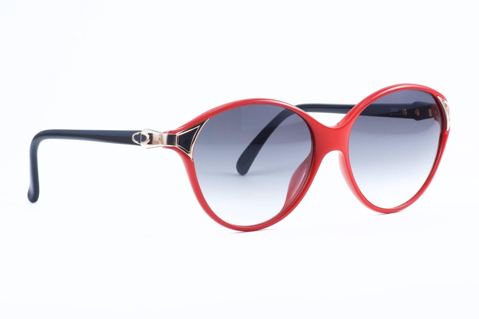 Hotel de Ville's Christian Dior Wire-Topped Sunglasses, Red-Black/Gold accents In New Condition For Sale In Los Angeles, CA