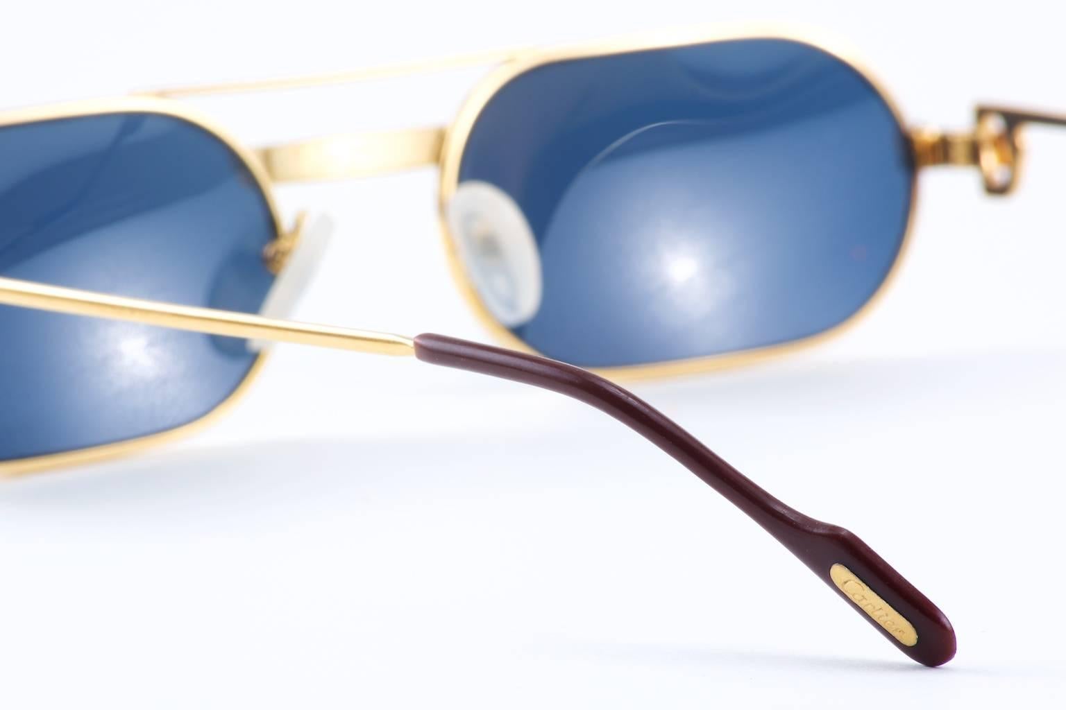 Hotel de Ville, Vintage Cartier Sunglasses Made in France  For Sale 1