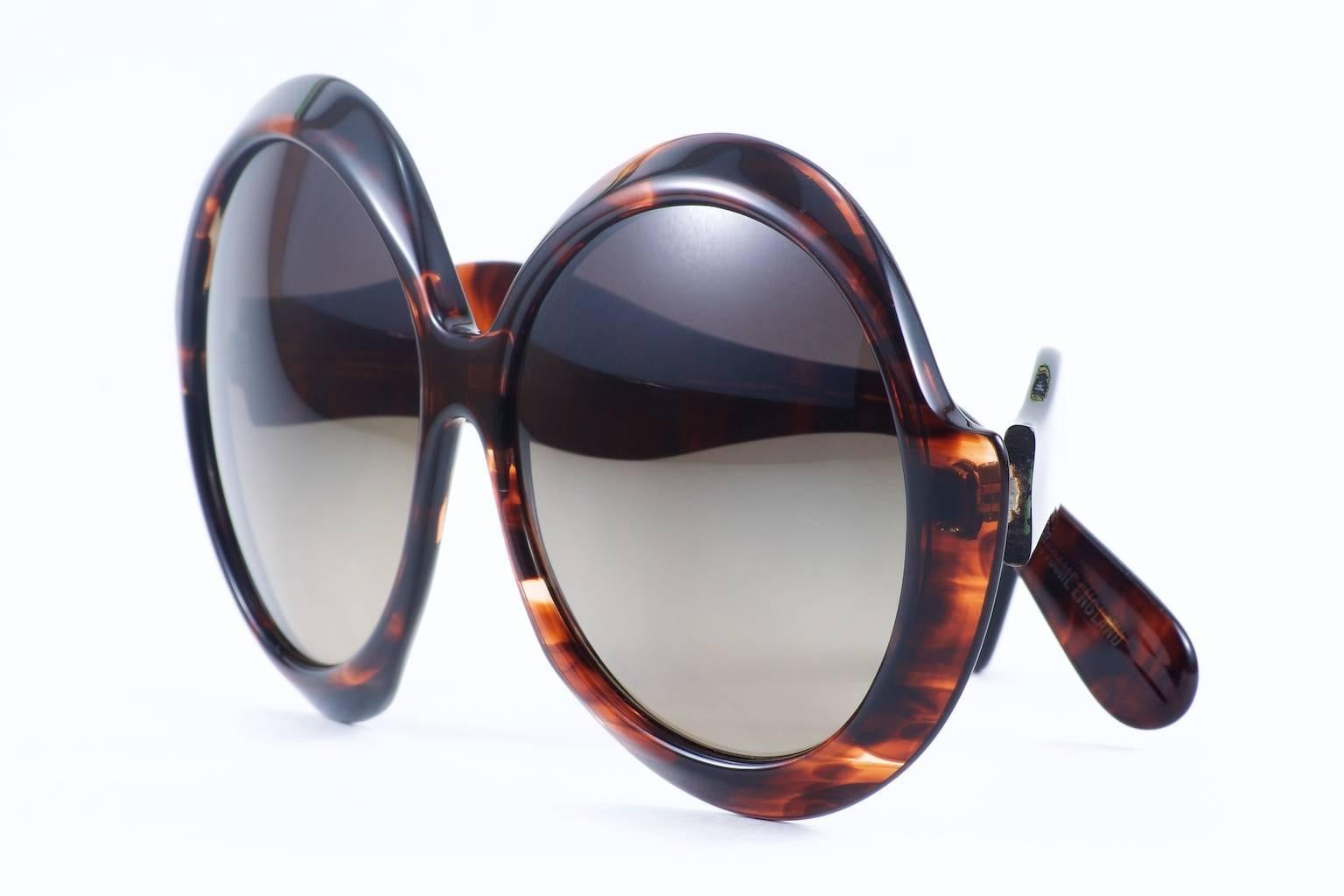 1970s Ultra Sudan Vintage Sunglasses - Made in England For Sale 1